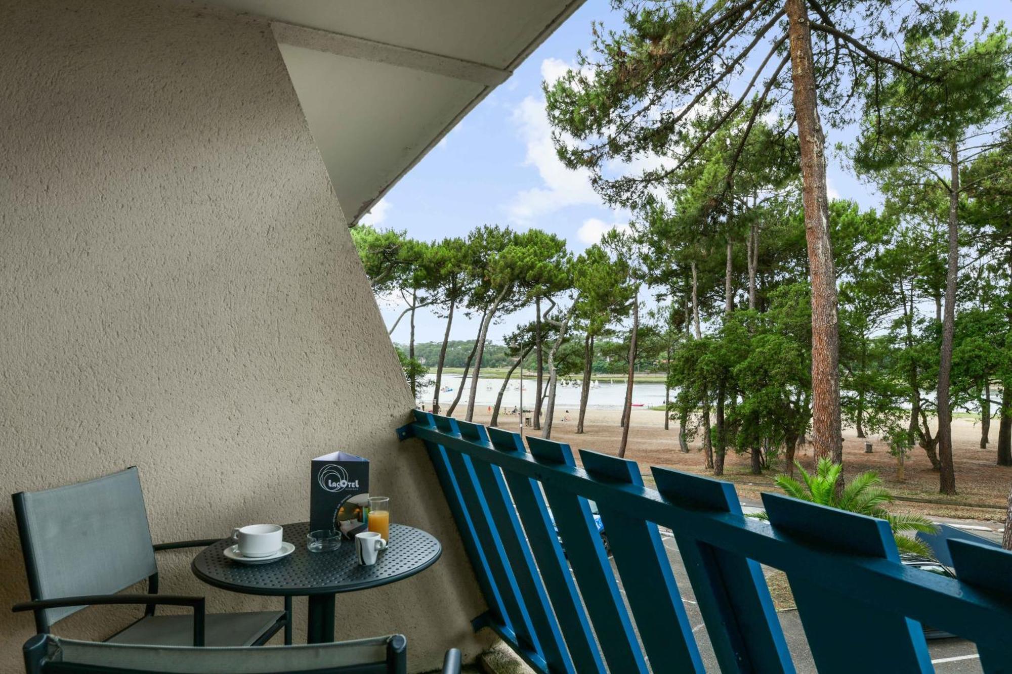 Double Room with Balcony,1543414657:JPEG