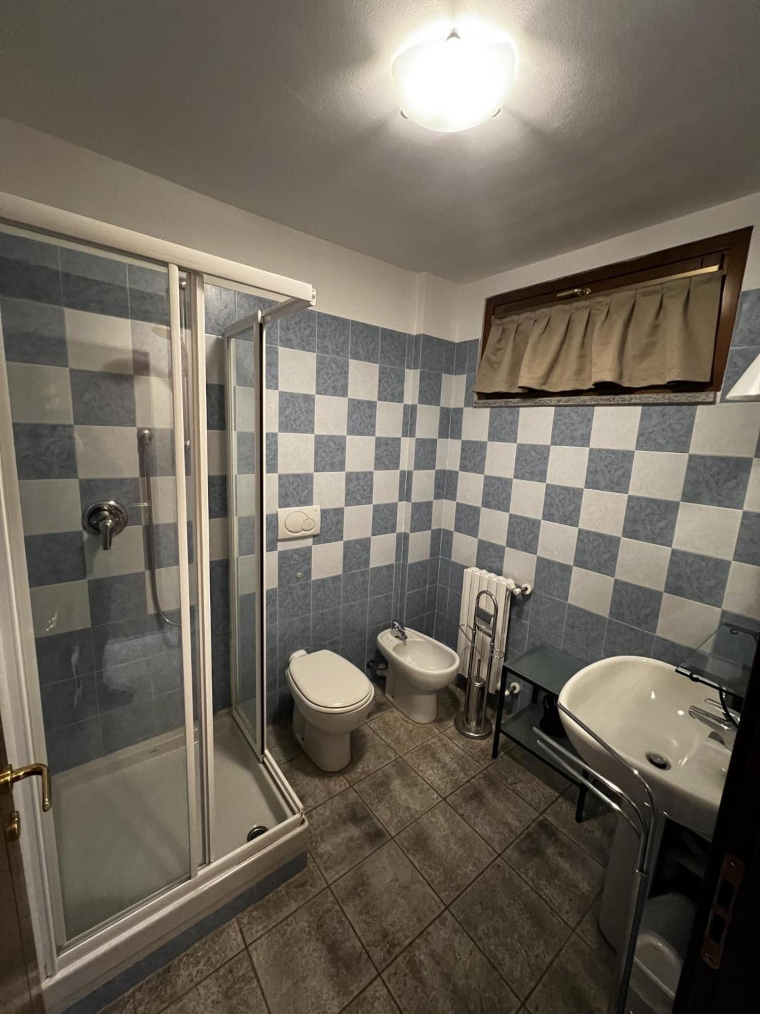 Ampio Appartamento con 1 Camera da Letto e Vista Montagna