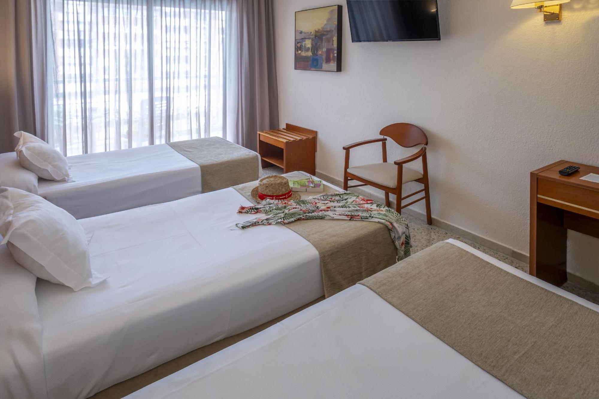 Twin Room Extra Bed Balcony