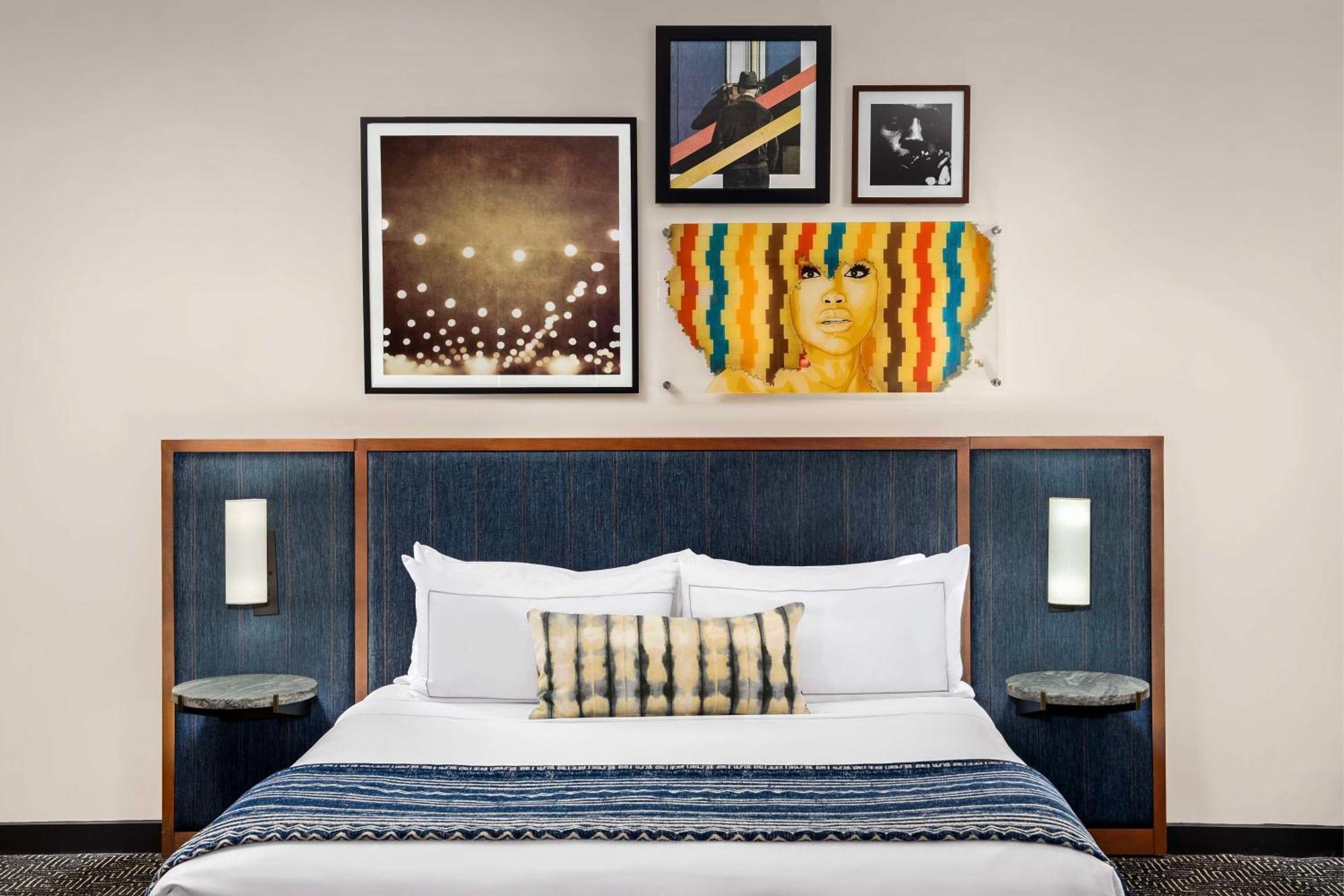 Junior King Suite Urban View