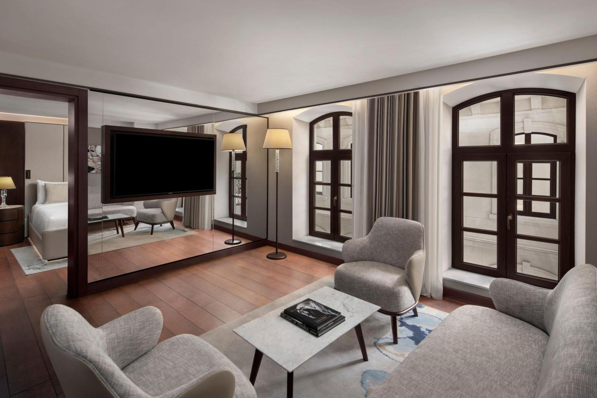 Loft Suite with Atrium View