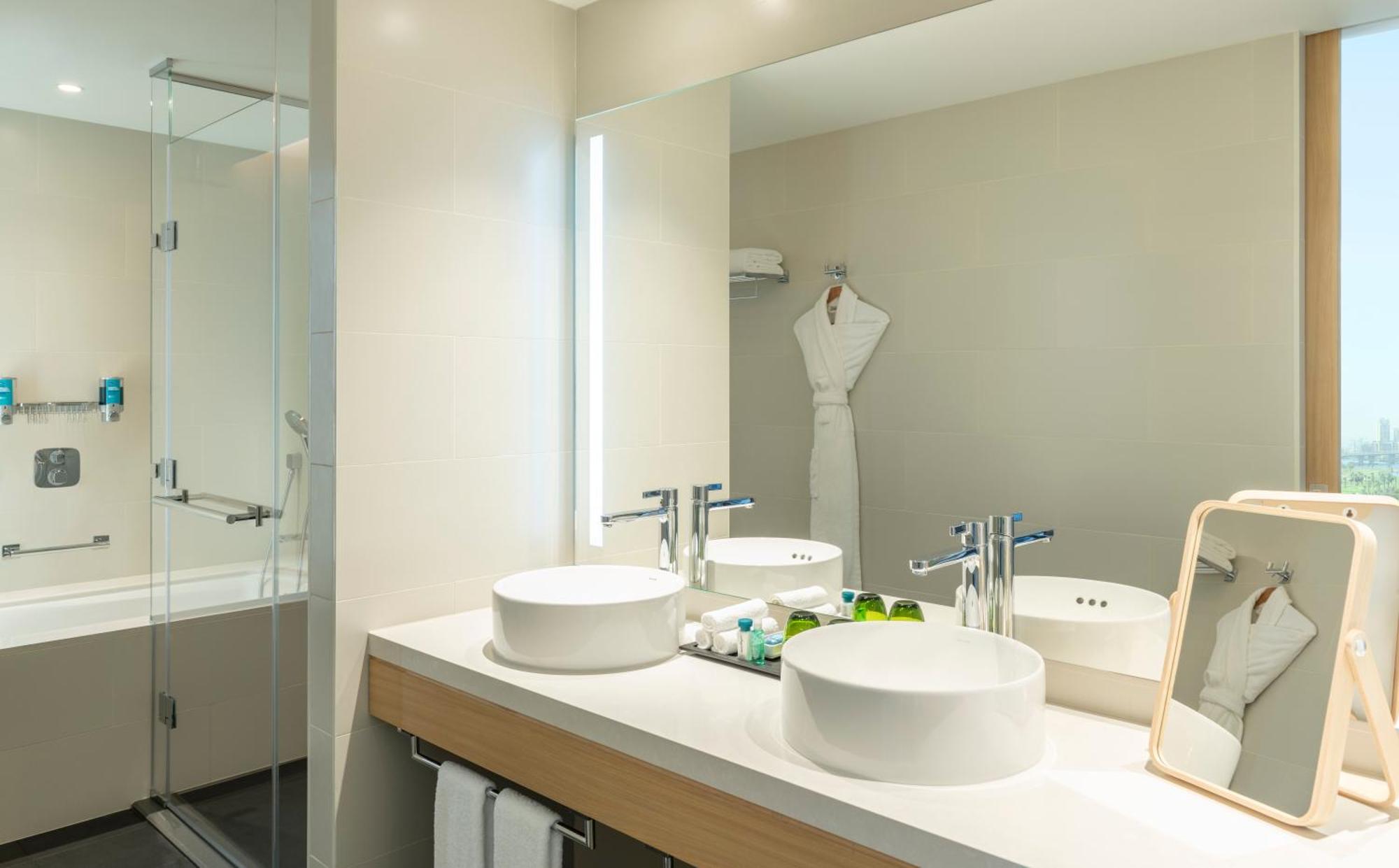 Junior Suite Savvy con 1 Camera da Letto e Vista Campo da Golf e Creek