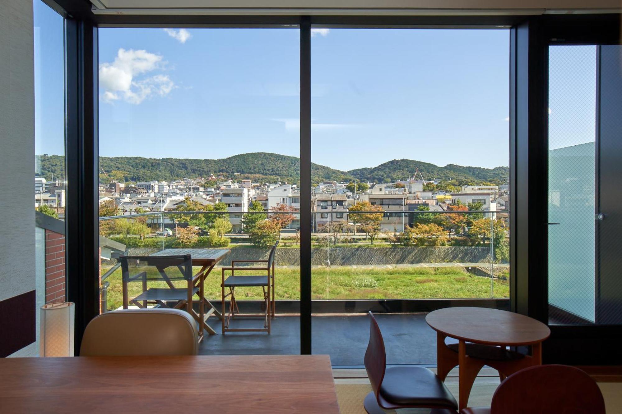 Suite with River View