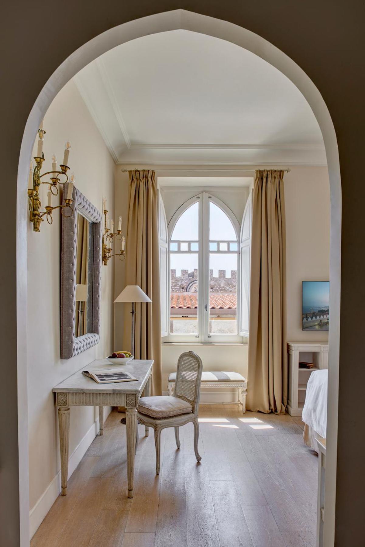 Executive Junior Suite