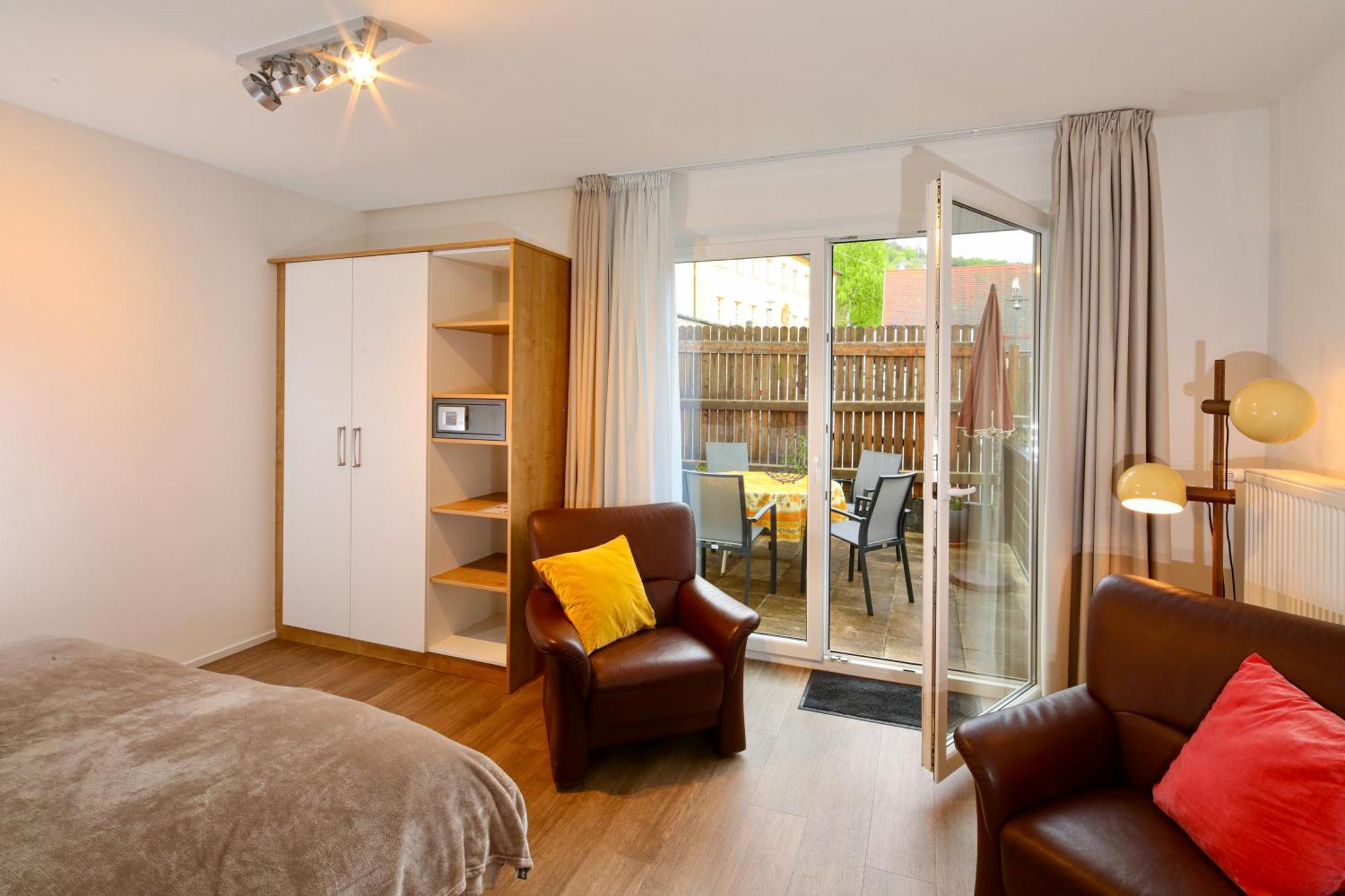 Deluxe Suite,1583794640:JPEG