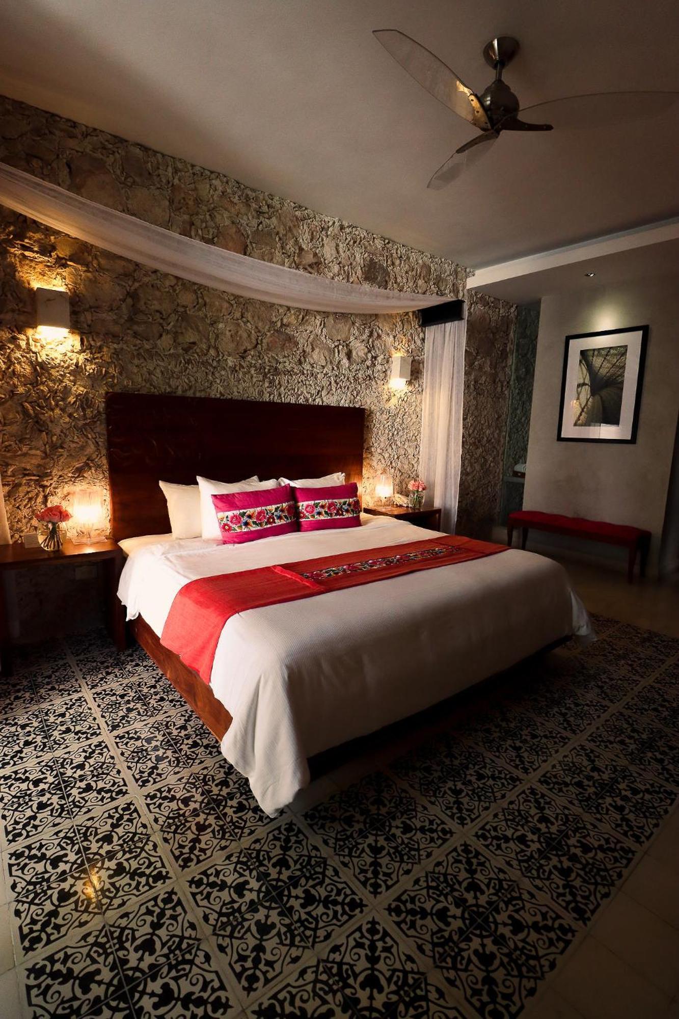 King Room Garden View