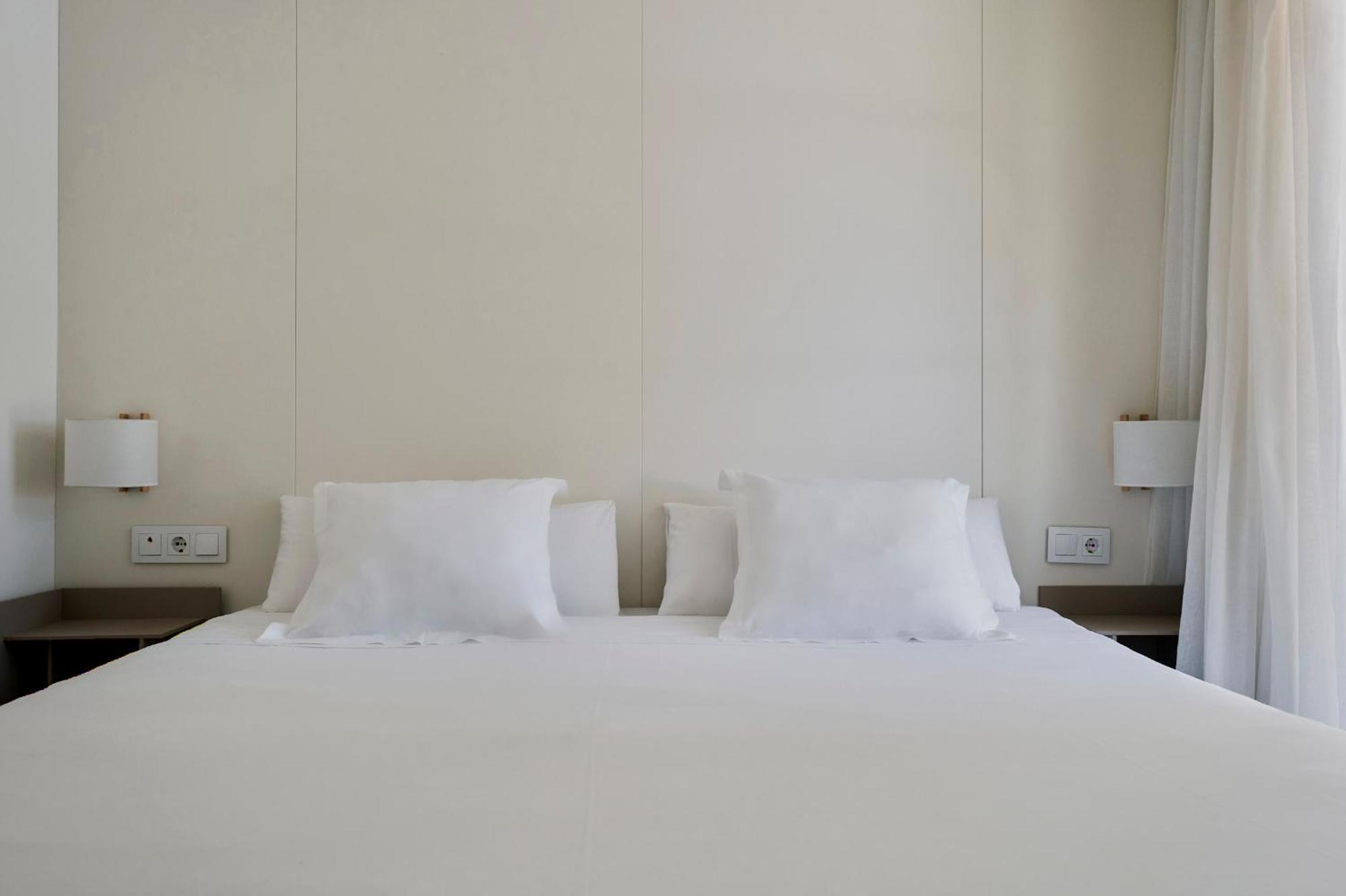 One Bedroom Apartment Terrace