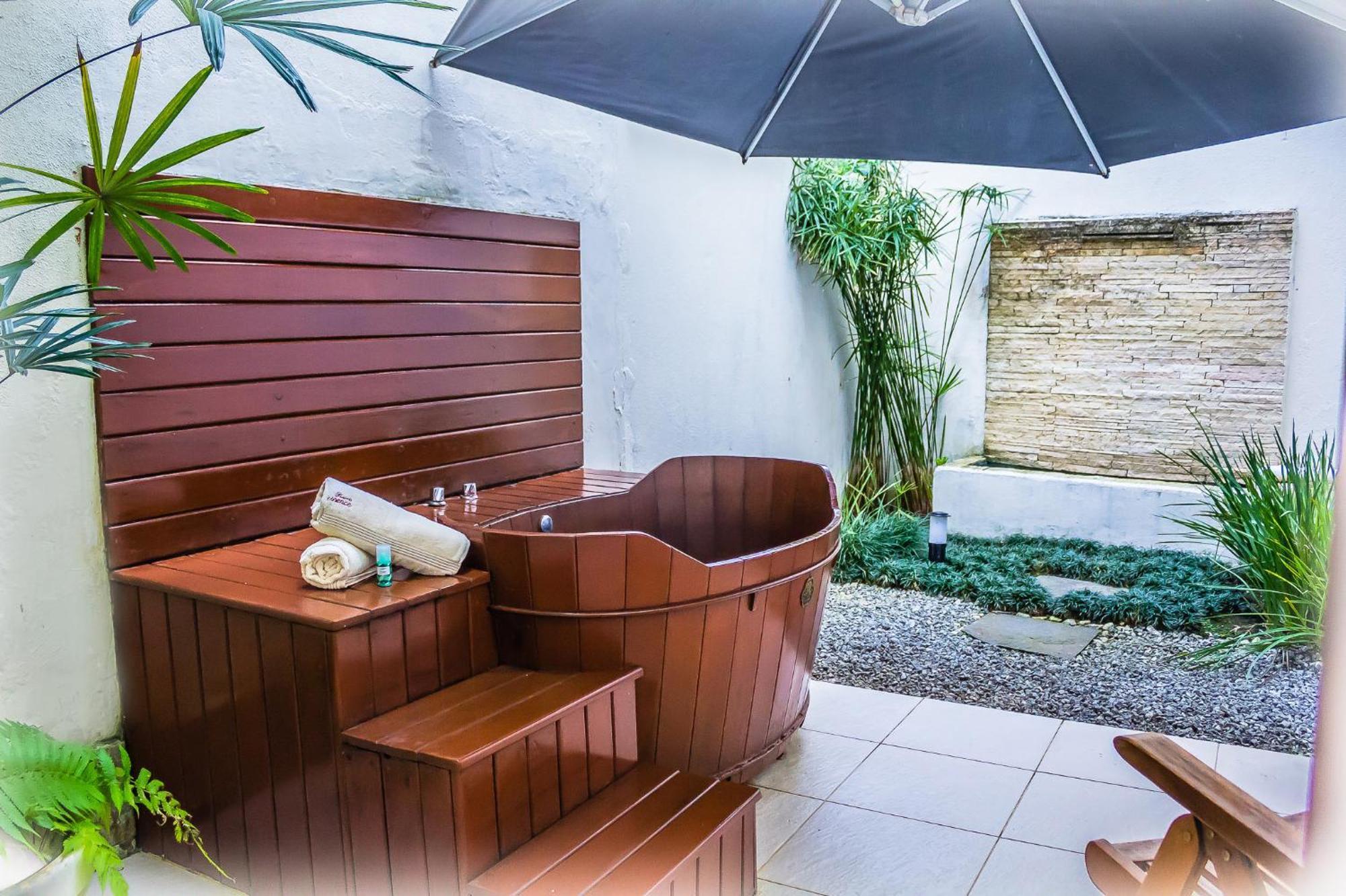 Superior Double Room Bath