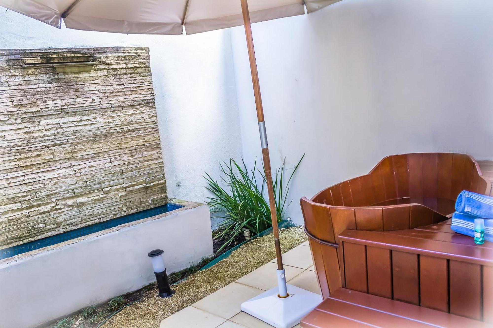 Superior Double Room Bath