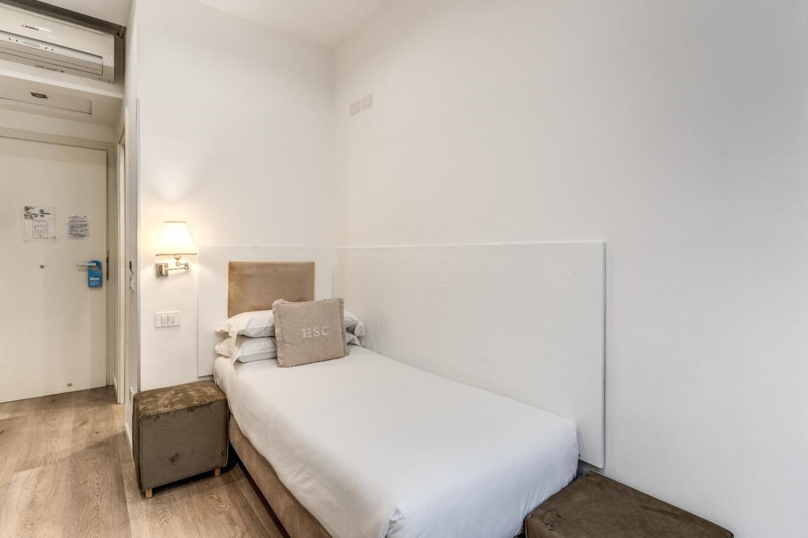 Single Room,1589553710:JPEG