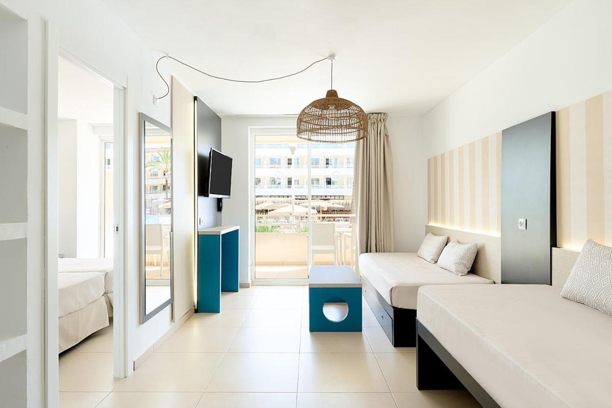 Suite Splash View