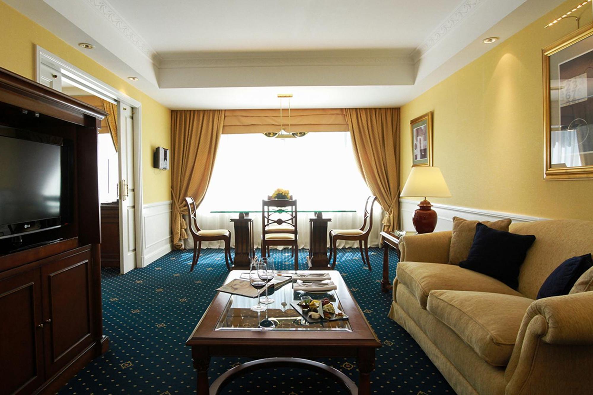 Junior Suite,1598398283:JPEG