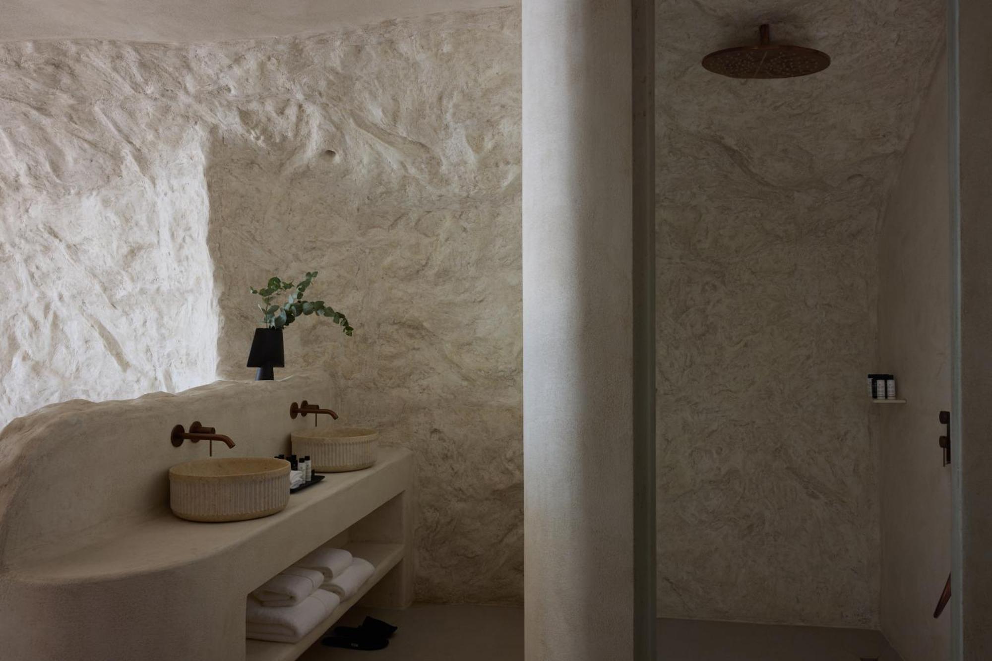 Suite Troglodyte avec Piscine Privée - Vue sur Caldeira