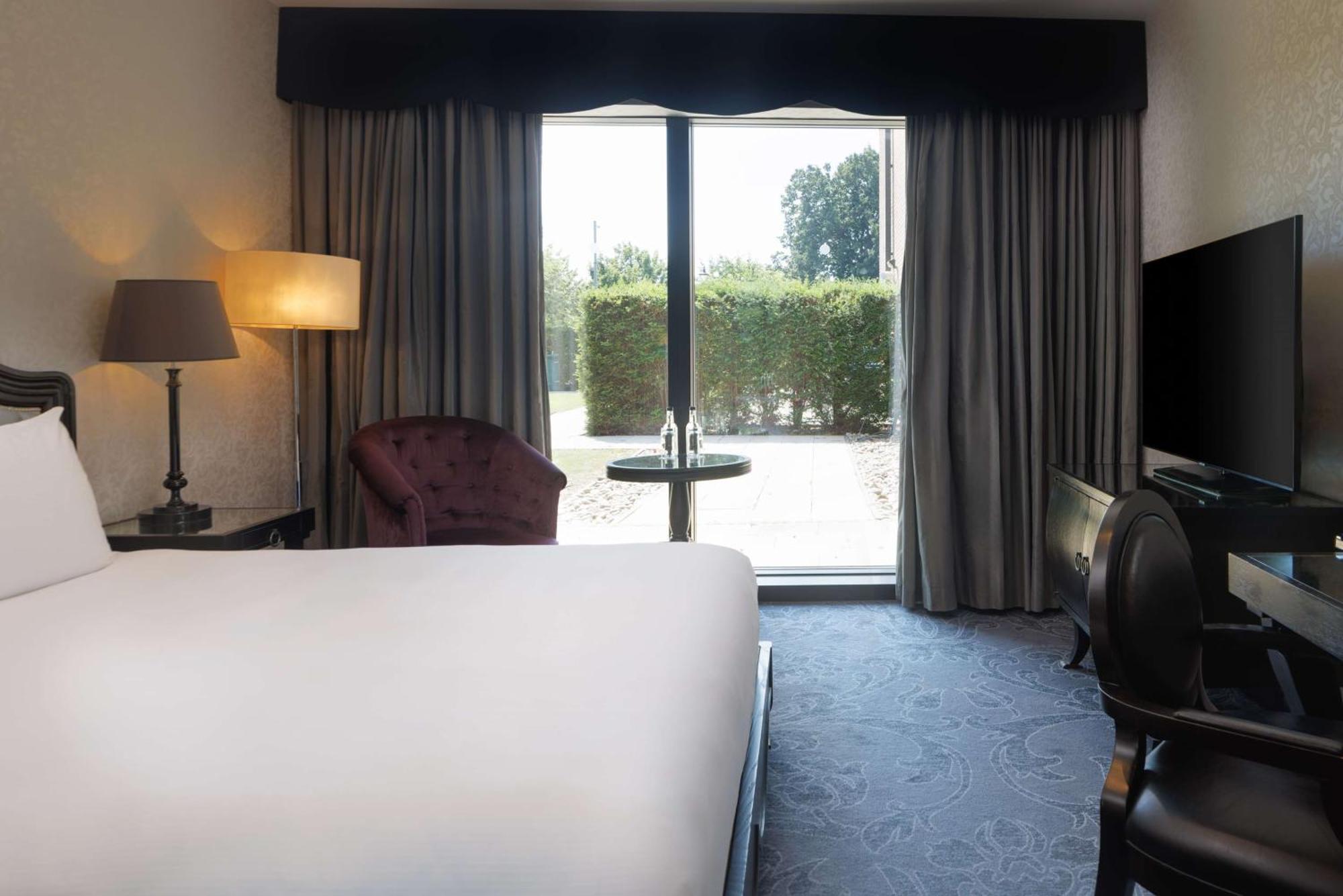 Guest Queen Room