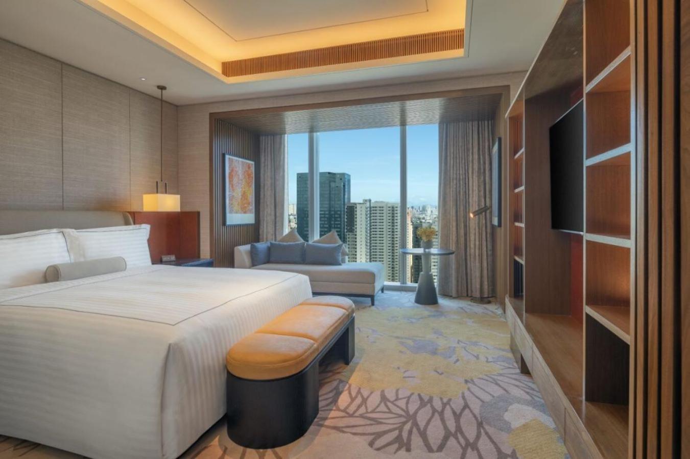 Premiere Suite