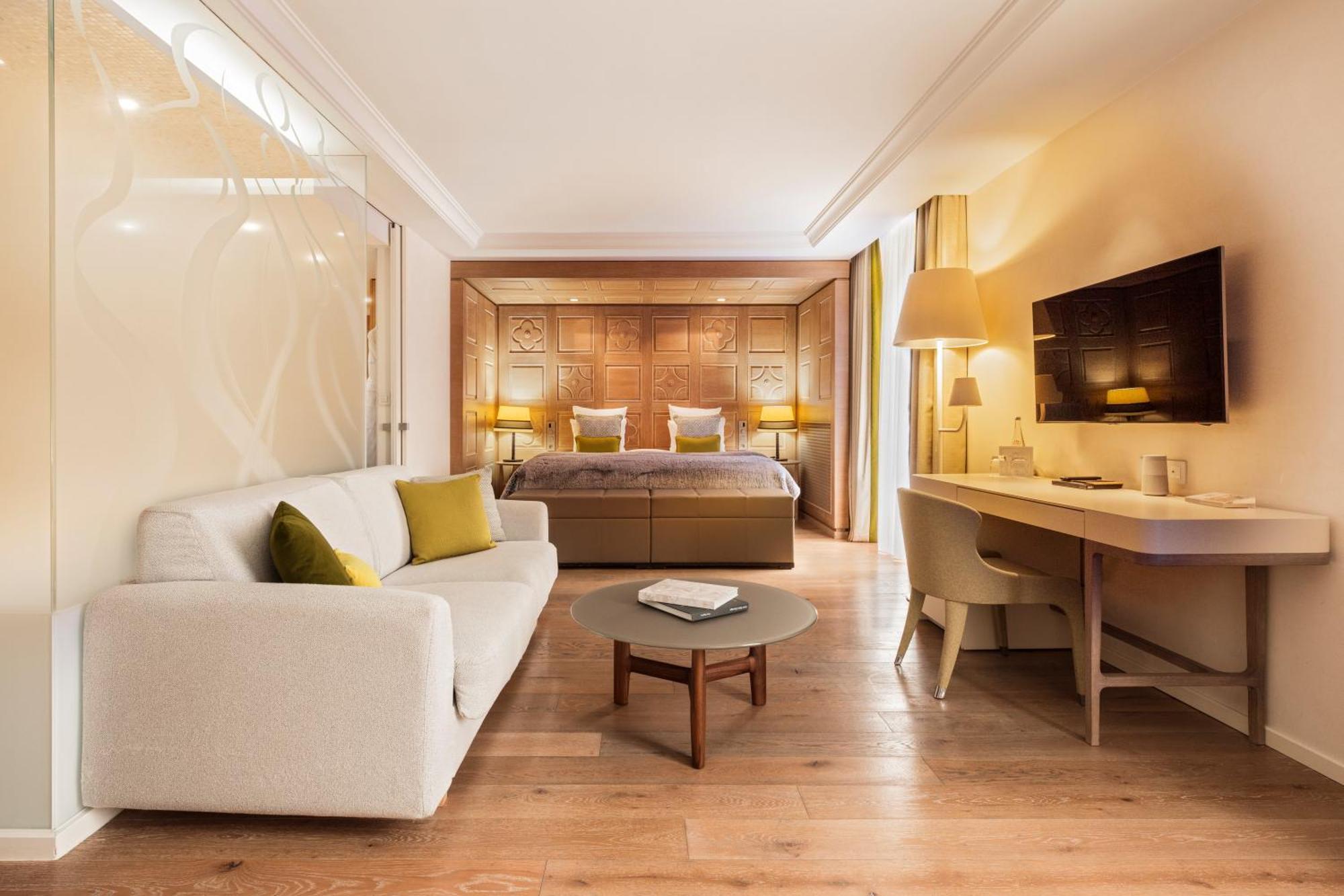 Suite Júnior com Varanda