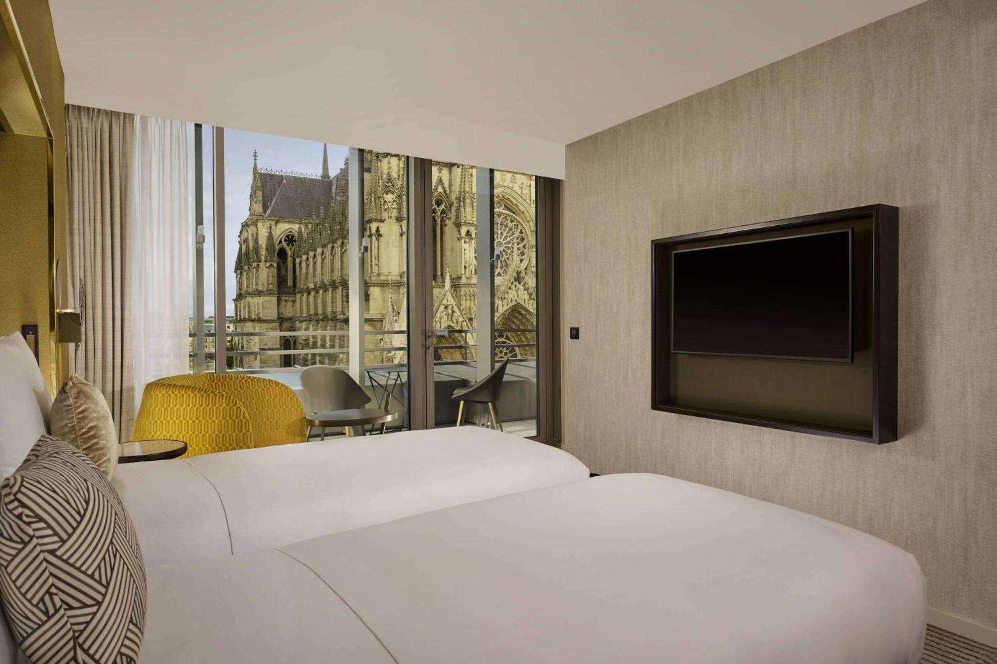 Executive Twin Room - Cathedrale view