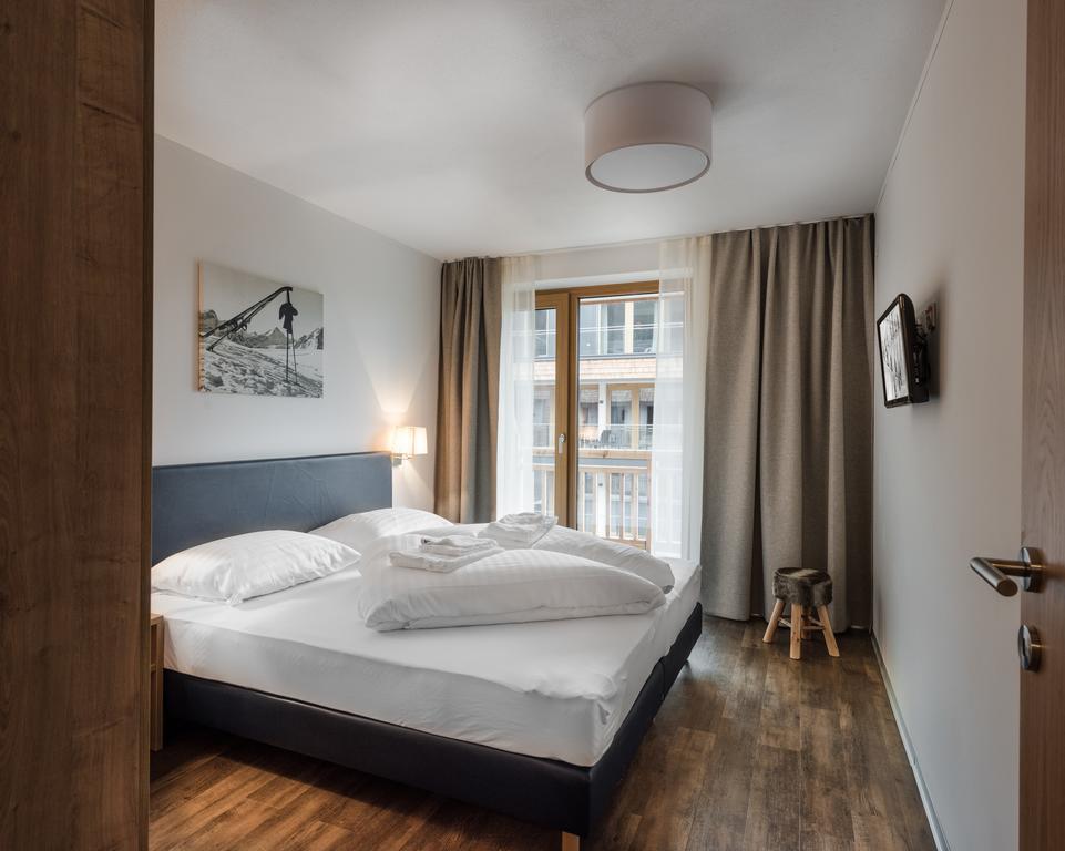 Standard Double Room with Balcony,170354418:JPEG