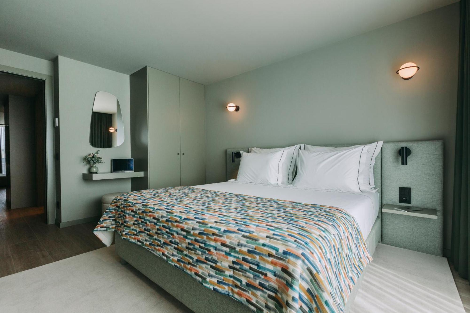 One-Bedroom Apartment,1635171560:JPEG