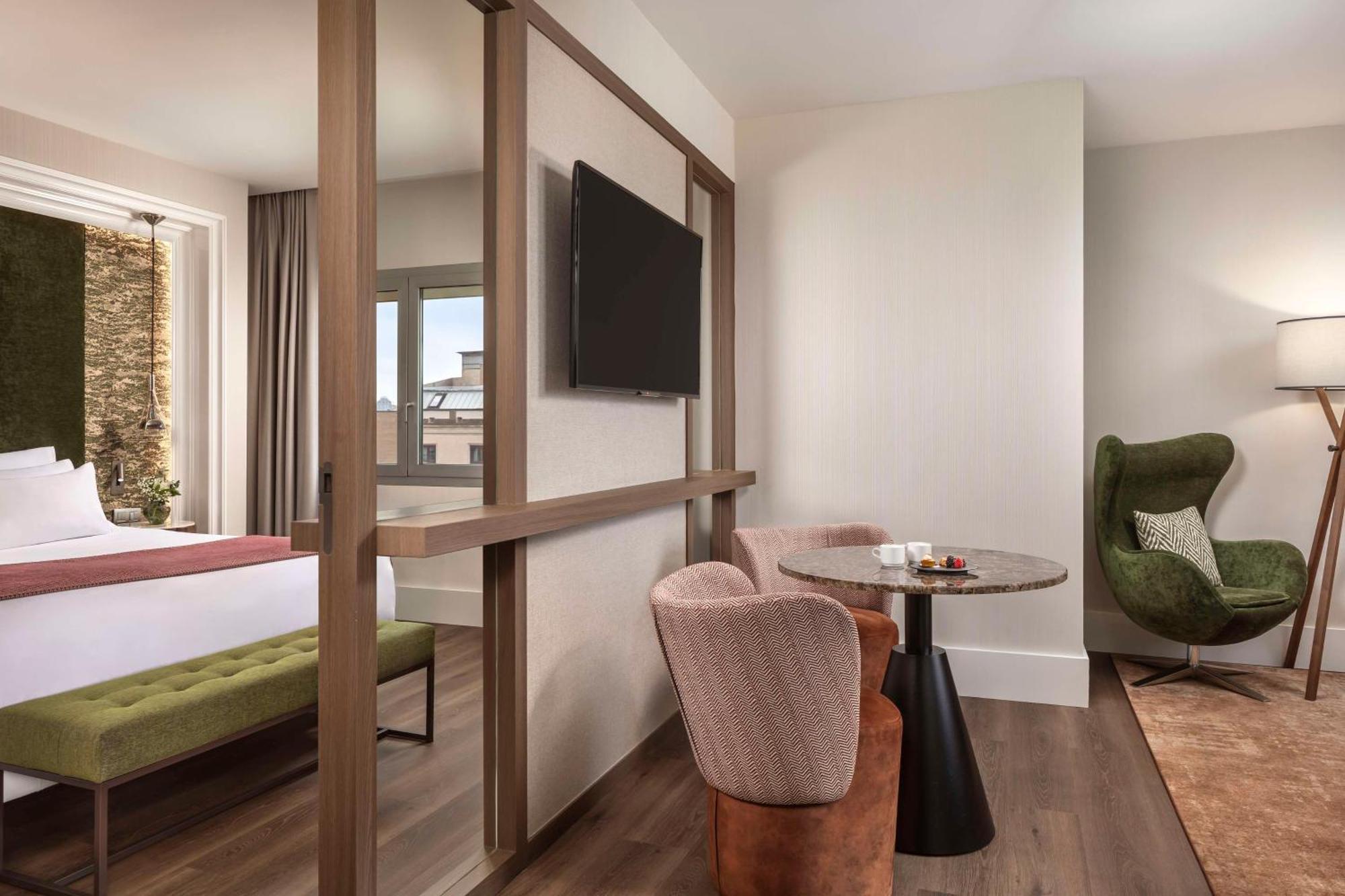 Suíte com Cama Extra (2 Adultos + 2 Crianças)