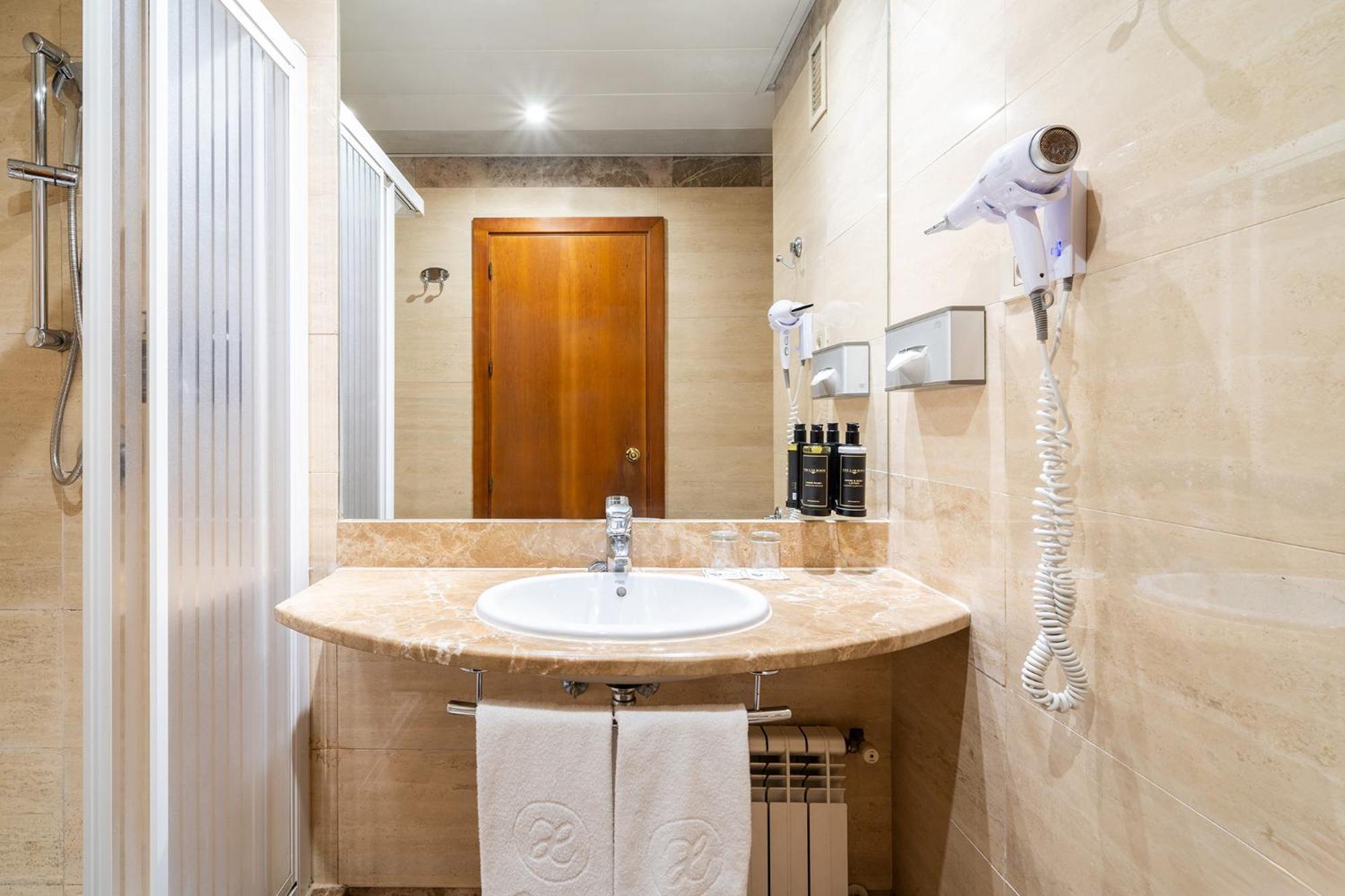 Habitación Doble Familiar