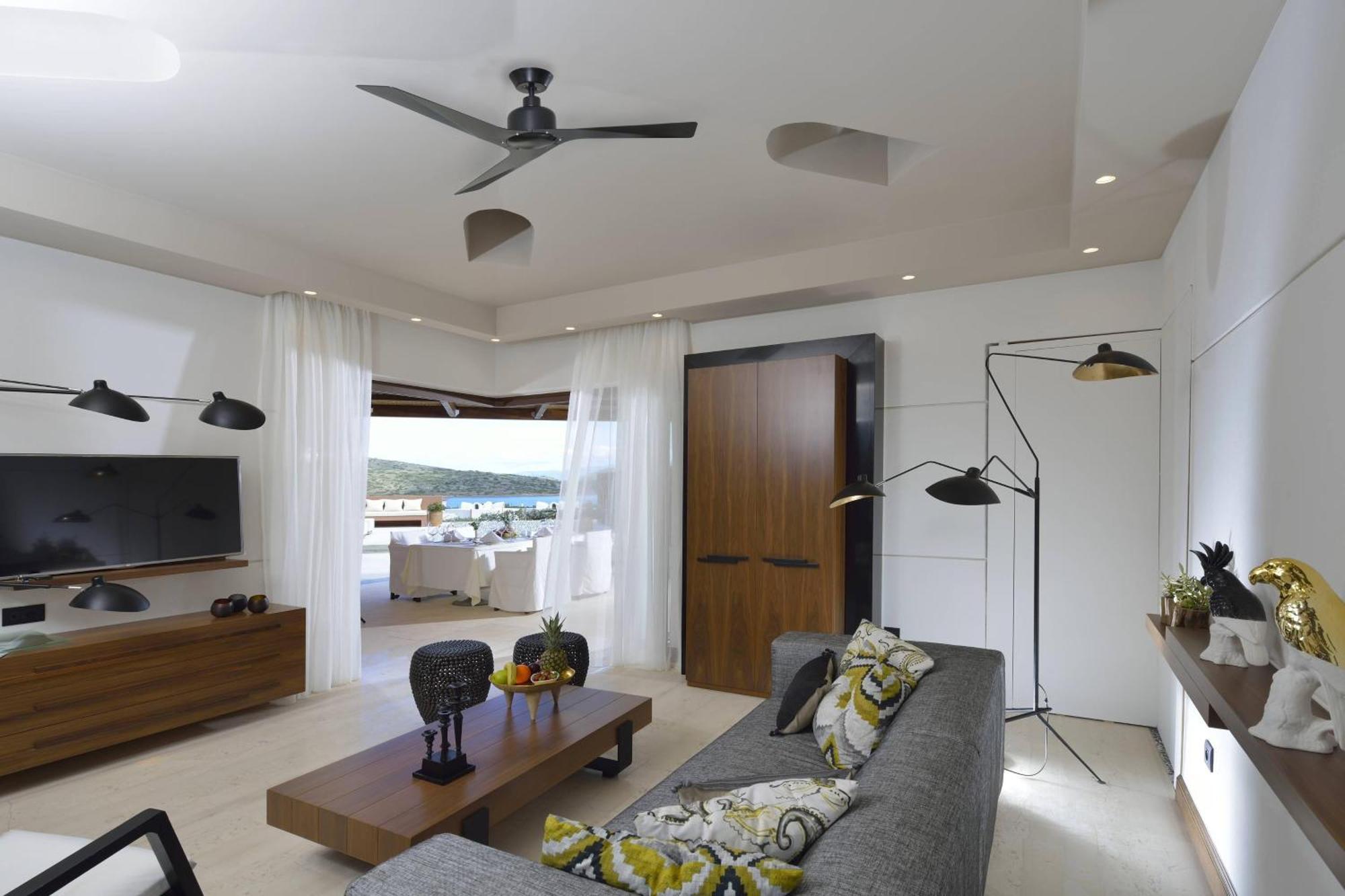 Suite de lujo de 4 dormitorios con vistas al mar y piscina privada