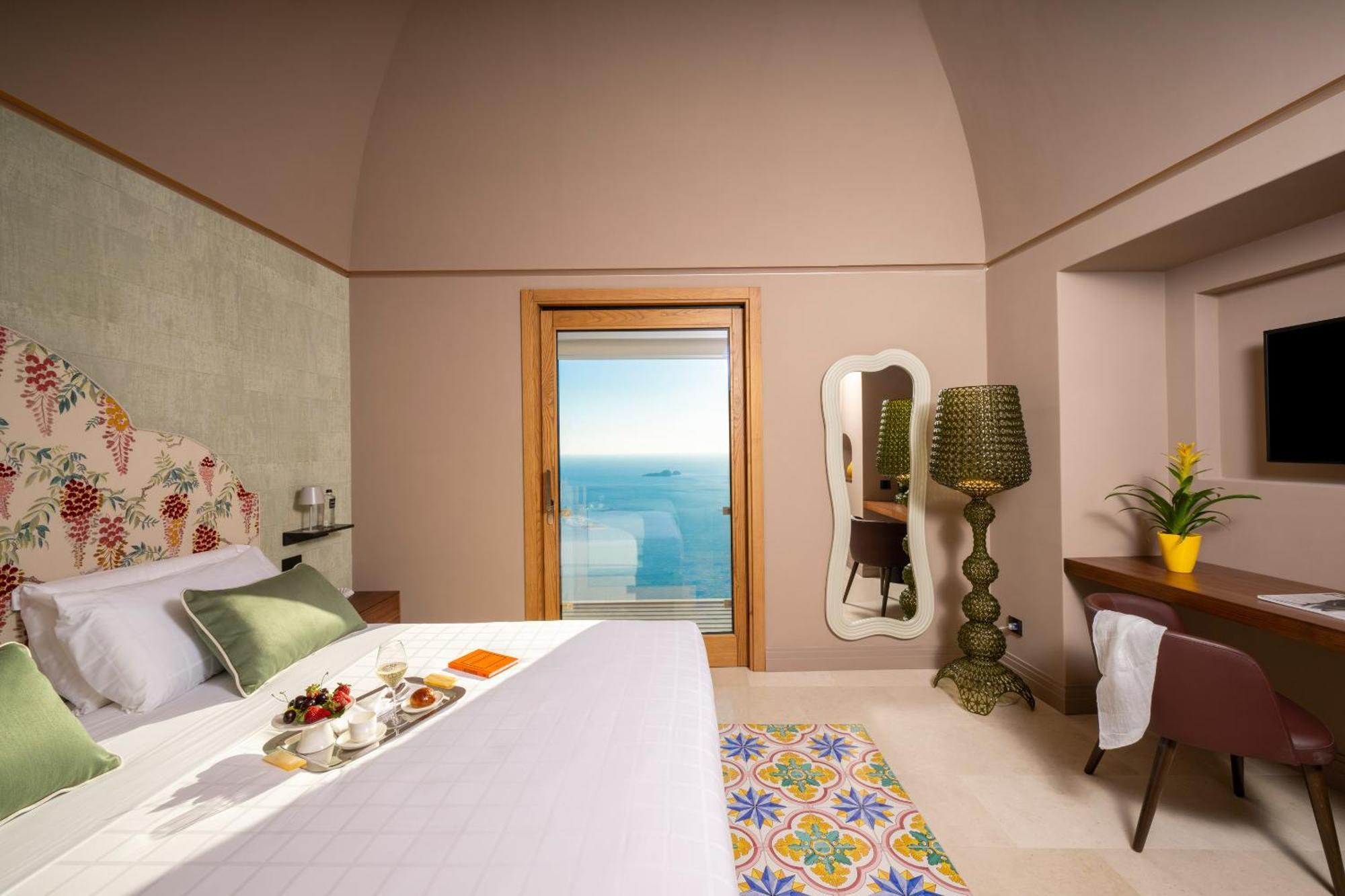 Deluxe Junior Suite