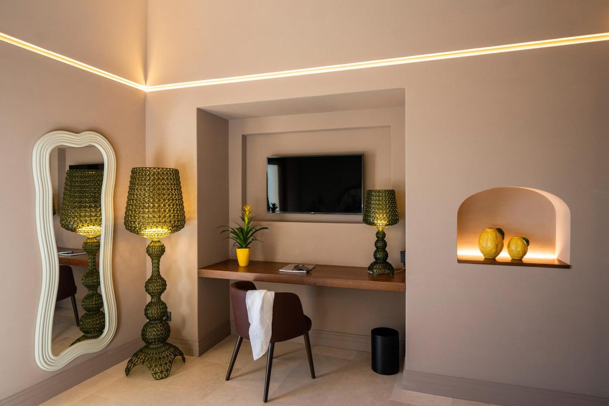Deluxe Junior Suite