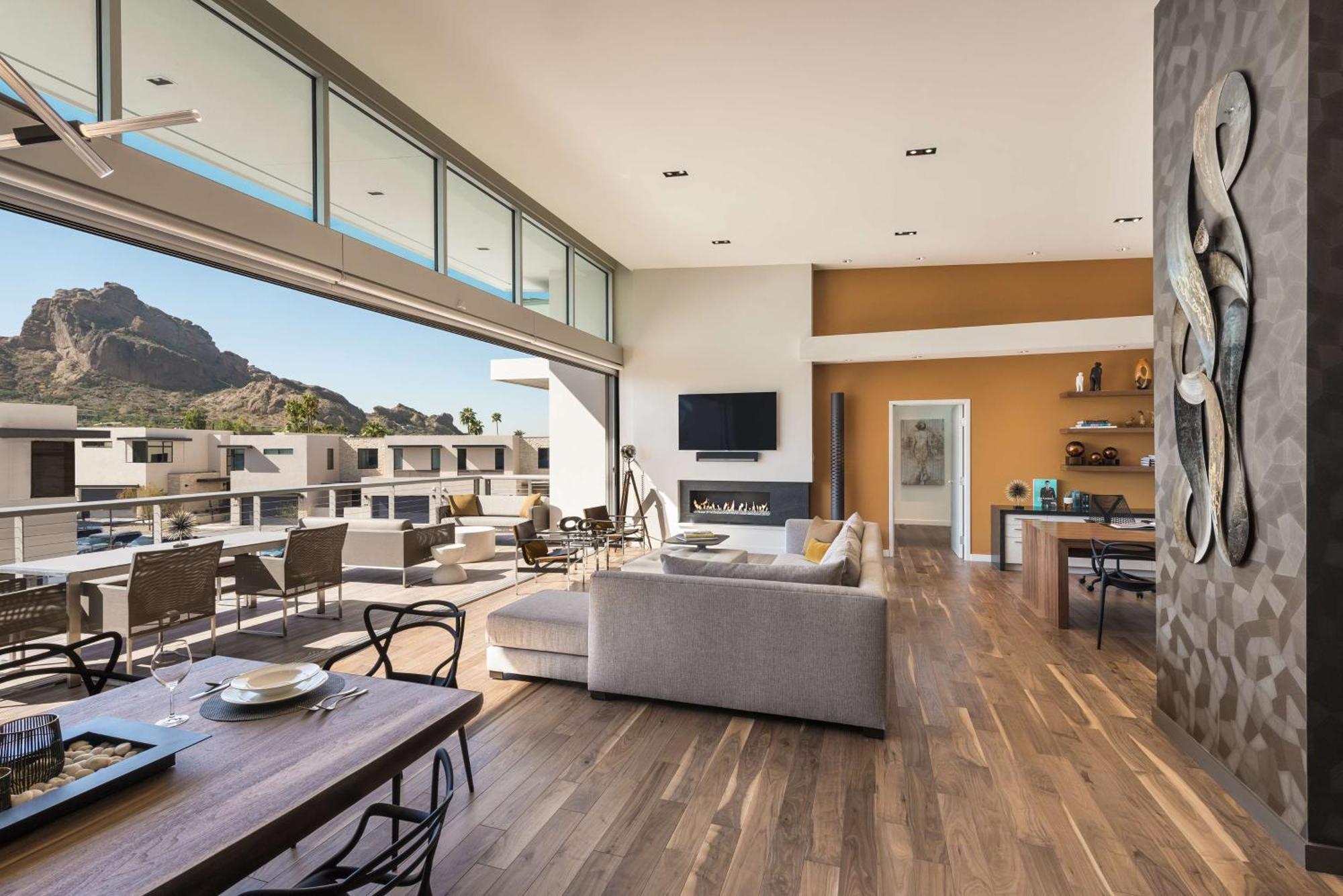 Penthouse South Residence