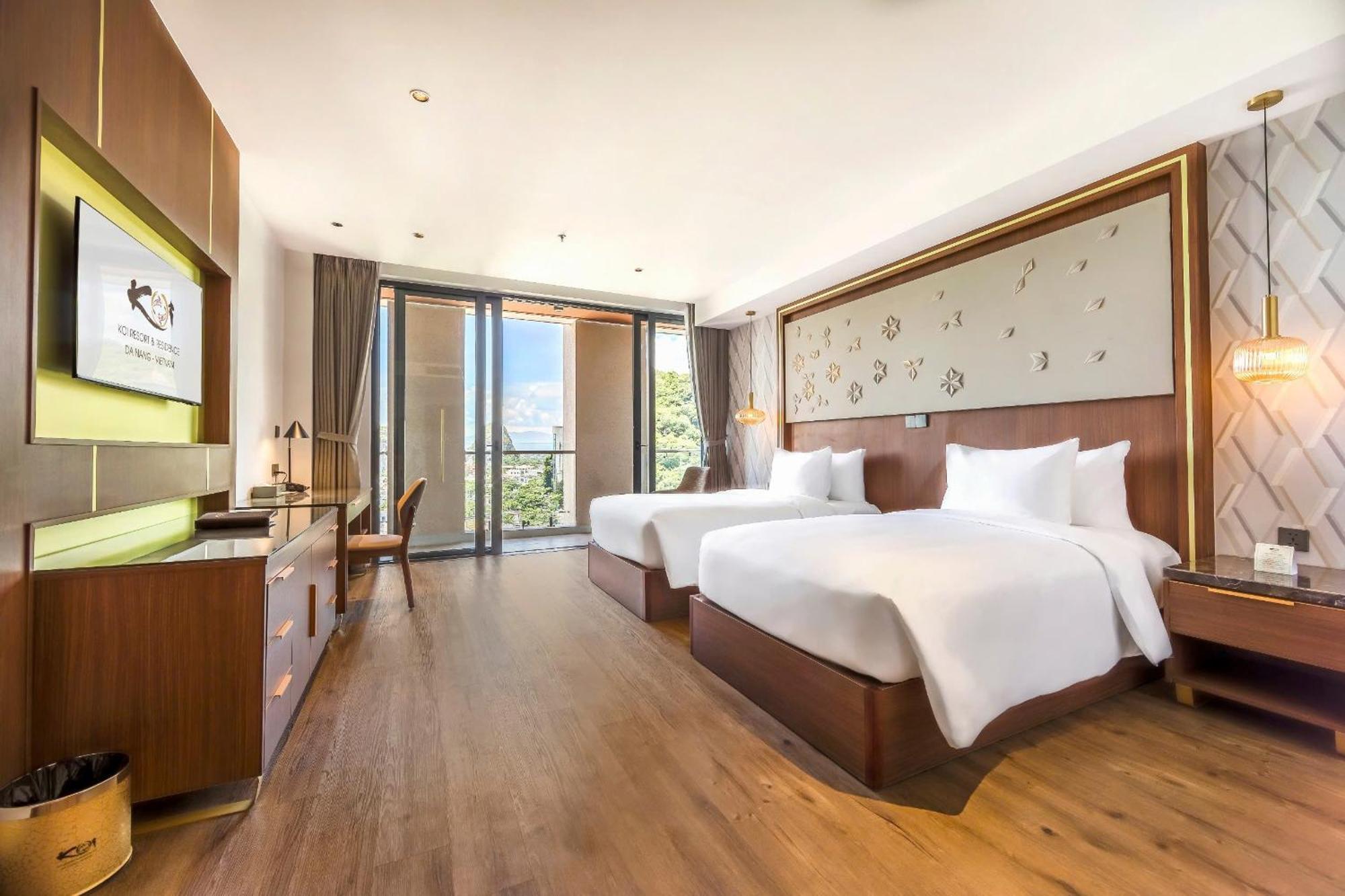 Quarto com 2 Camas de Solteiro e Vista da Montanha
