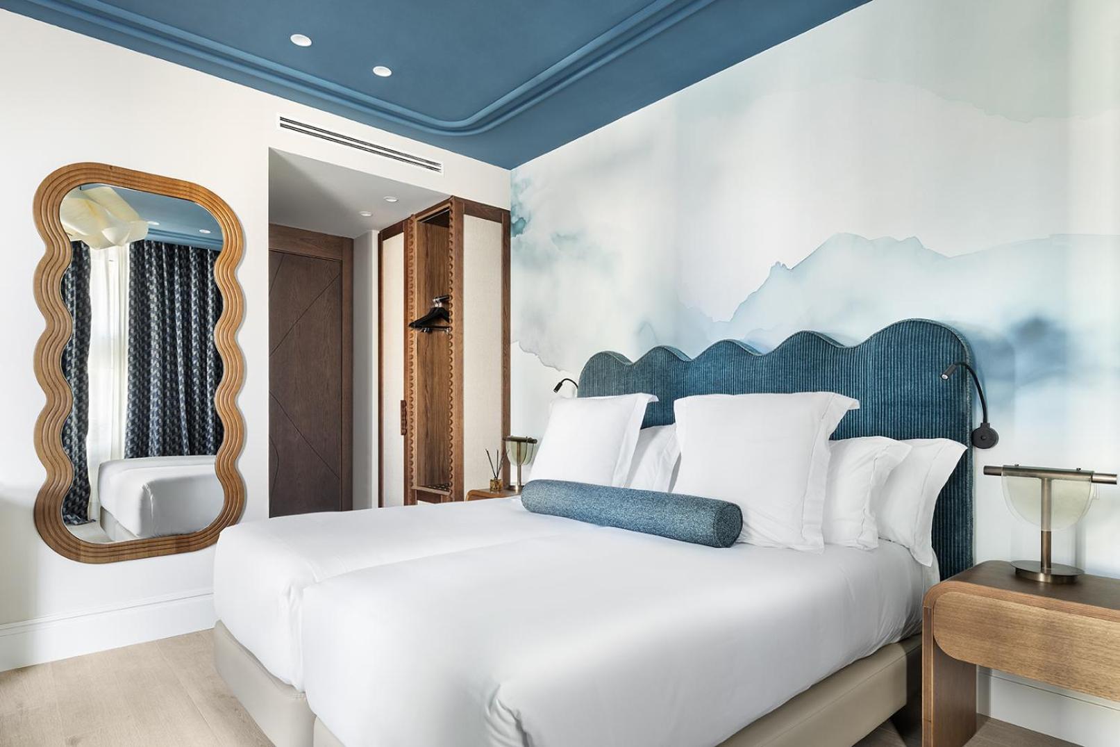 Kamer met 1 Groot Bed of 2 Aparte Bedden en Uitzicht op de Stad