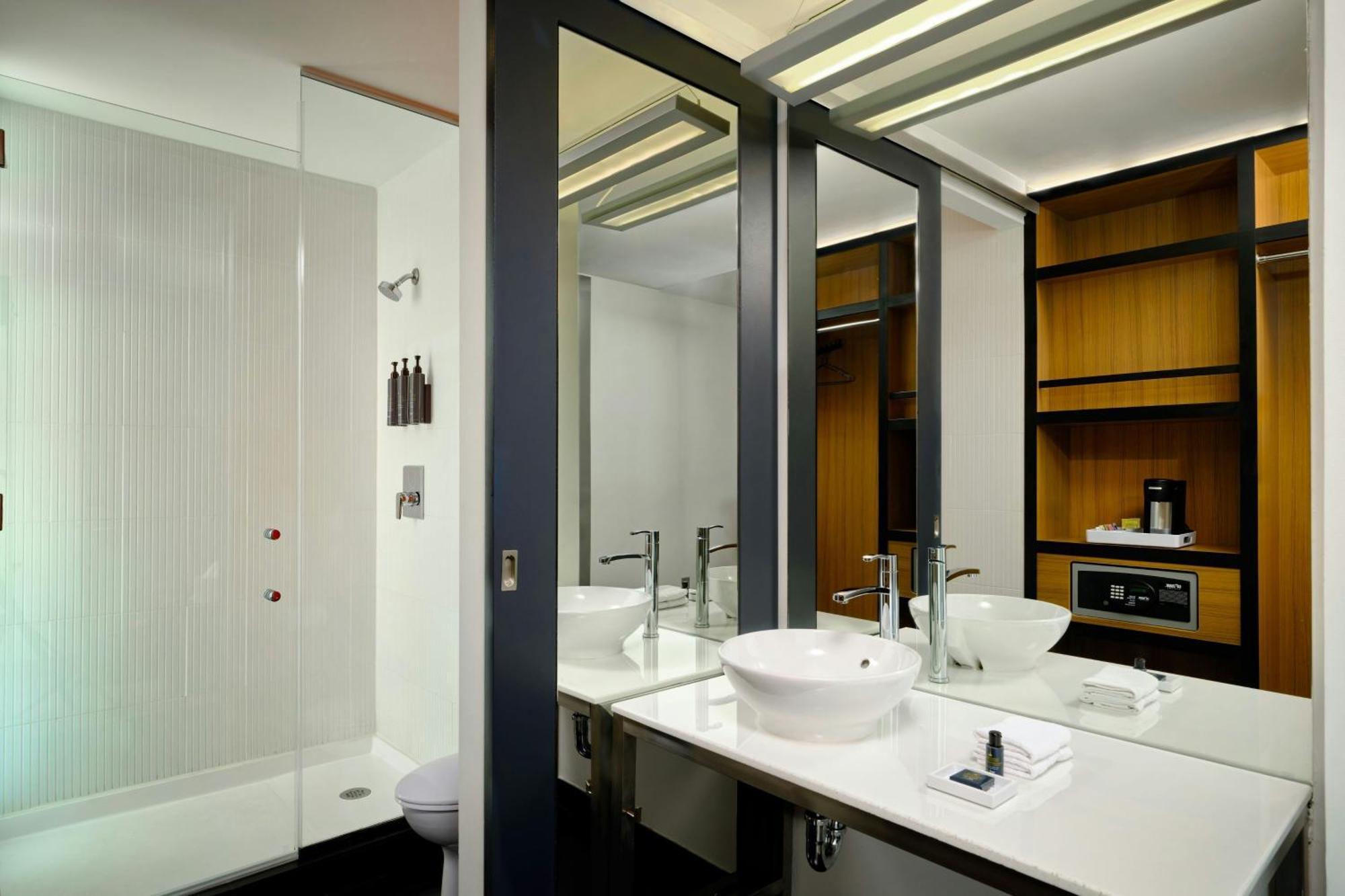 King Guest Room