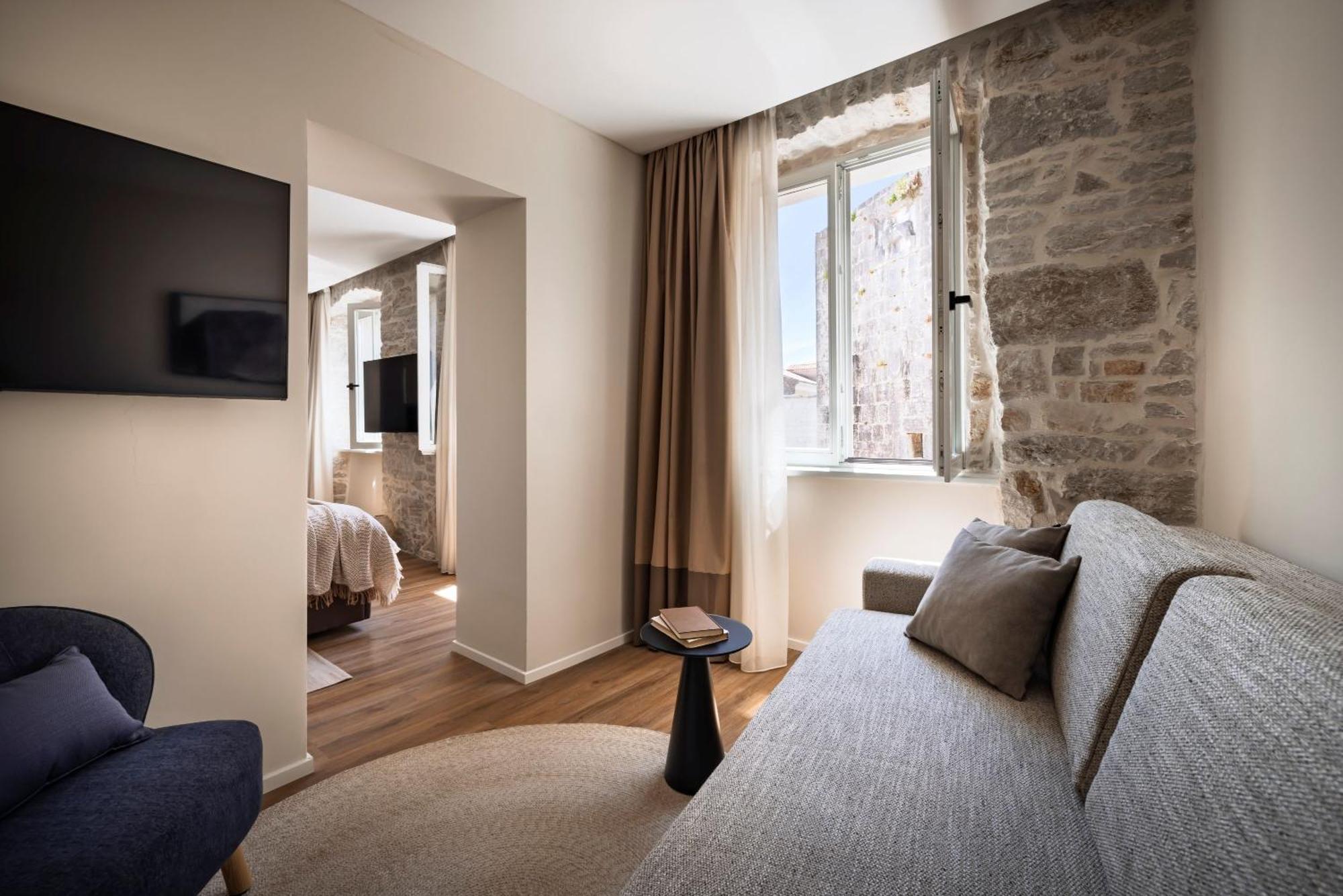 Zimmer für 2+2 mit Blick auf die Altstadt – Nebengebäude Villa Ulixes