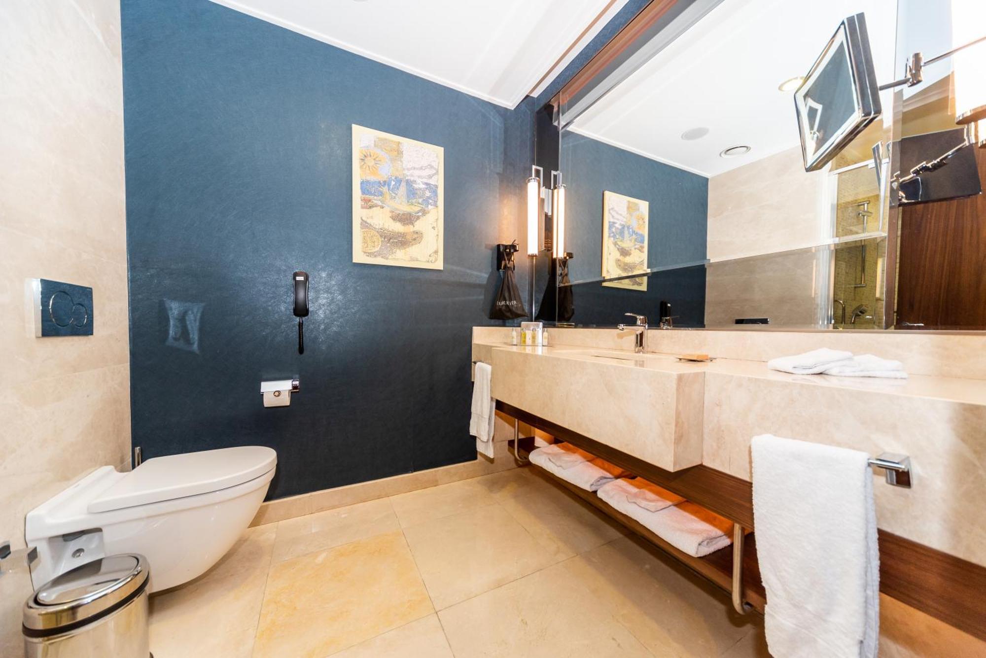 Deluxe Familiekamer met Uitzicht op Zee