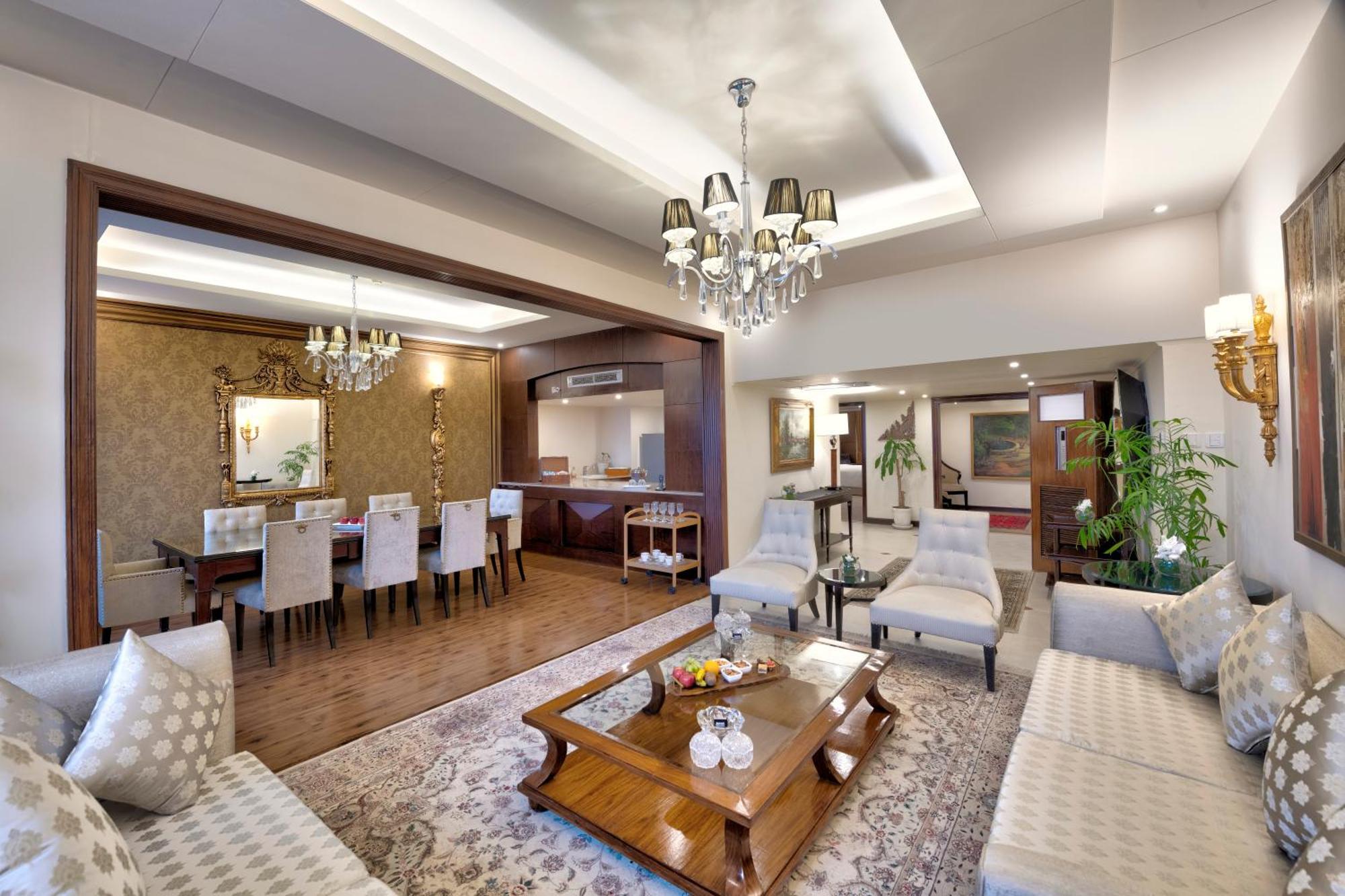 Presidential King Suite