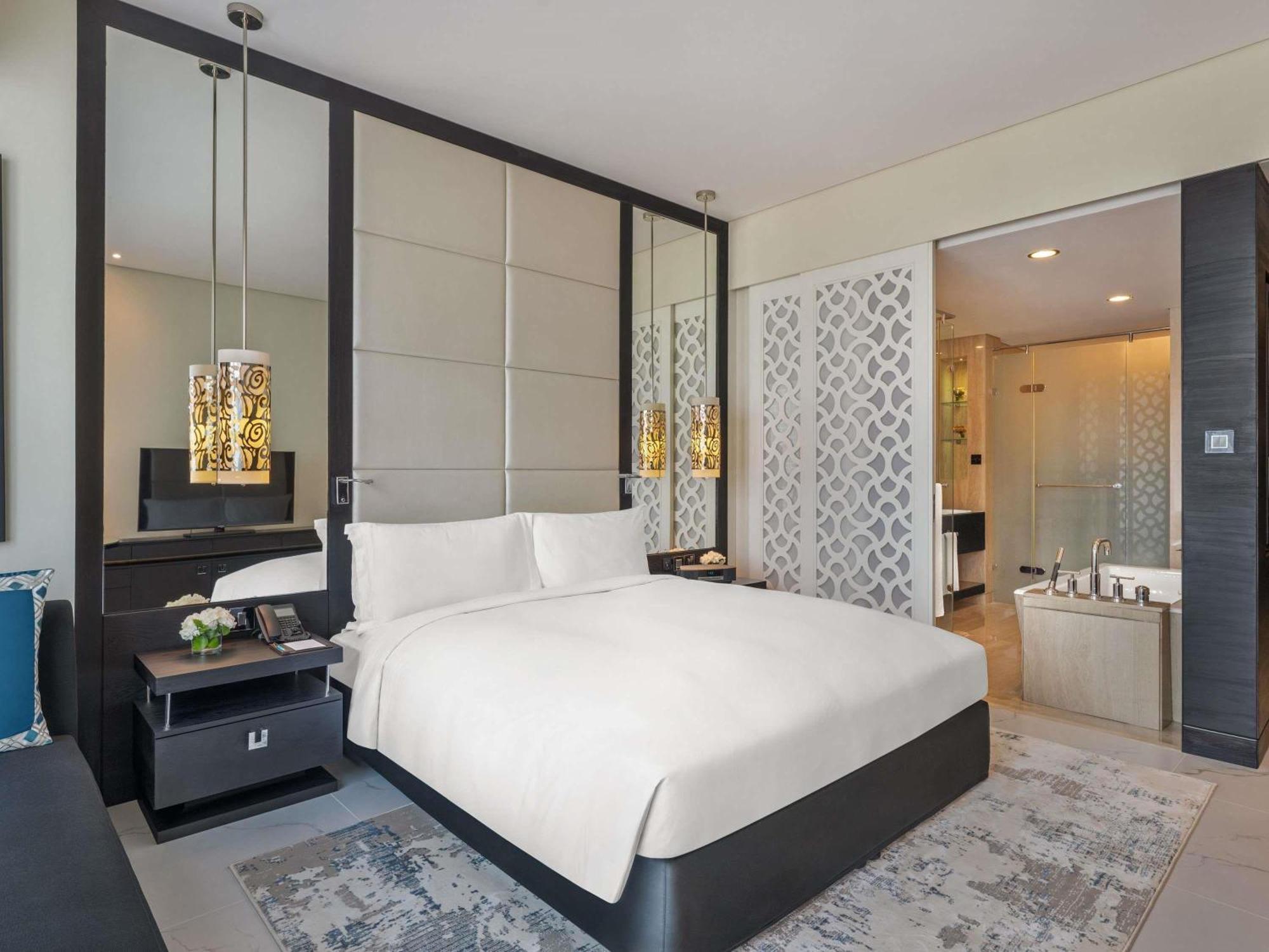 Chambre Lit King-Size Supérieure - Vue sur Ville
