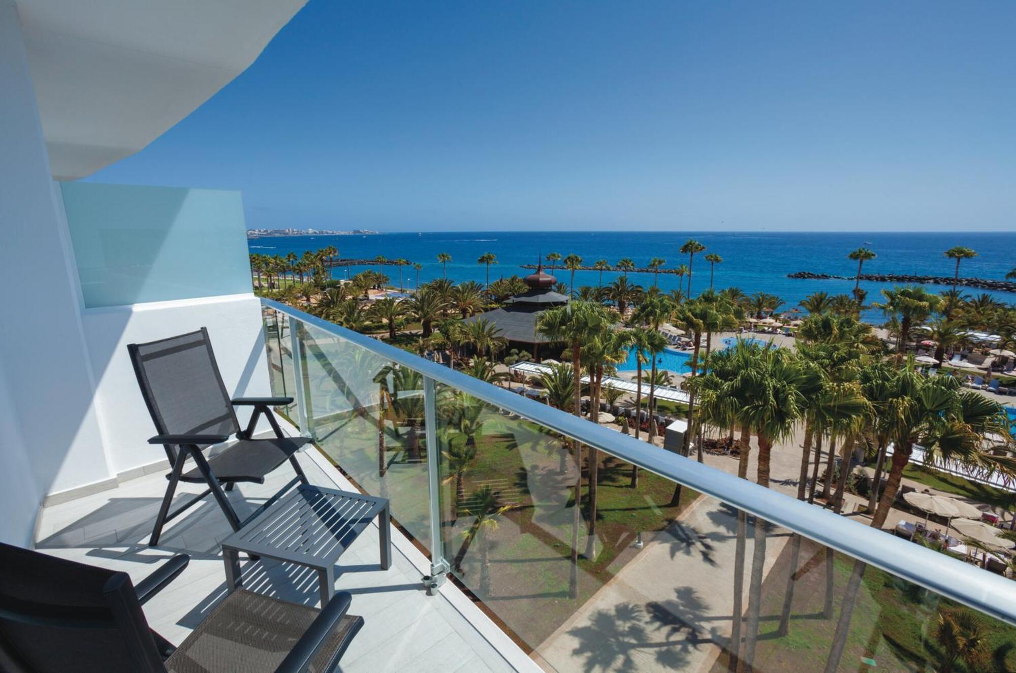 Deluxe Double Room with Side Sea View,1740701329:JPEG