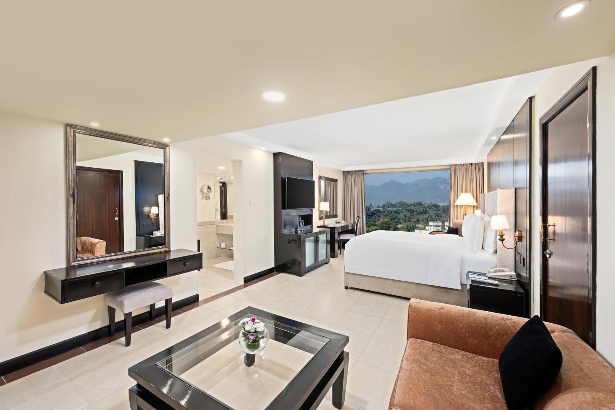 Deluxe Guest room 1 King