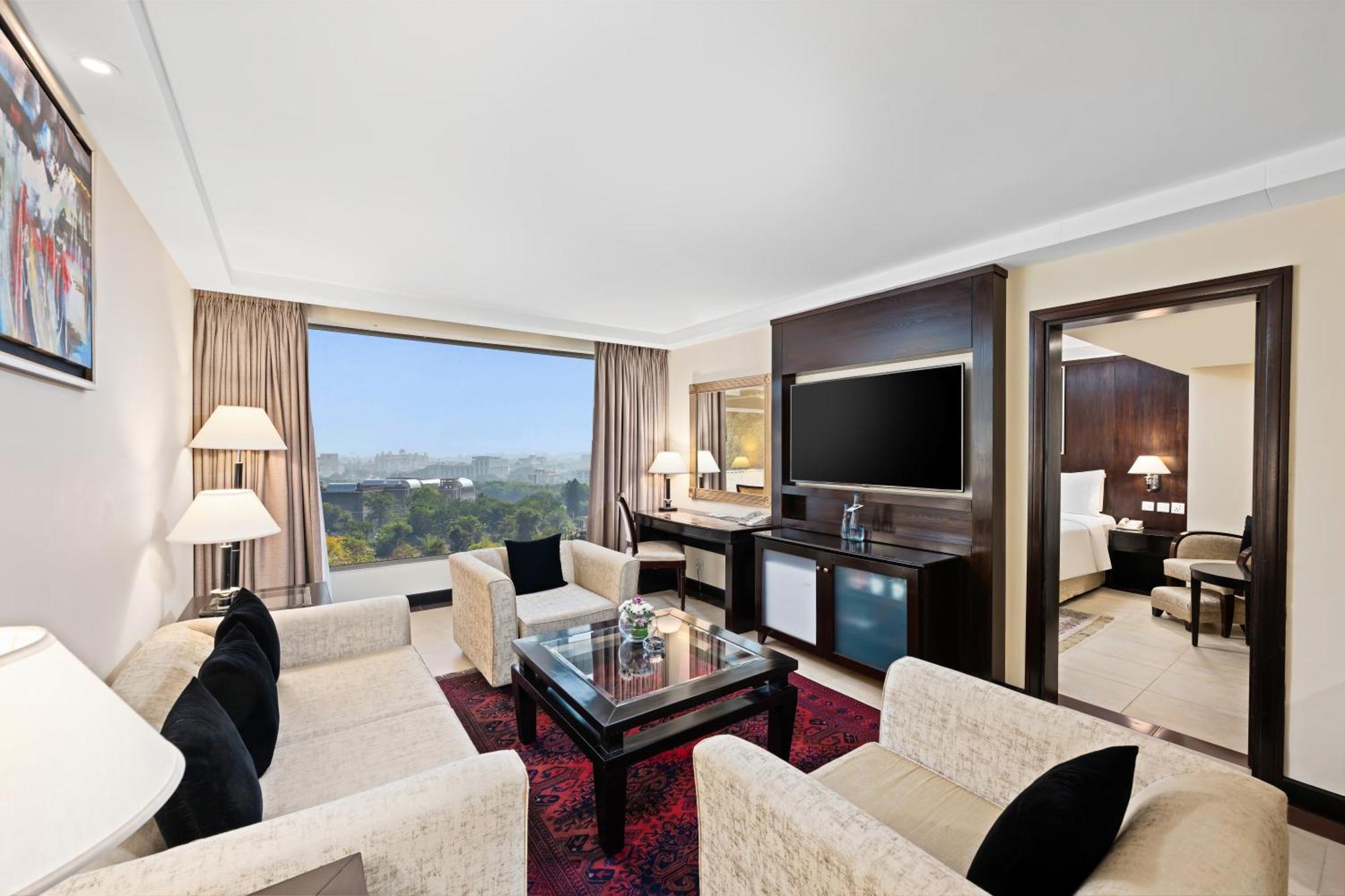 Executive Suite Executive Lounge Access Suite 1 King