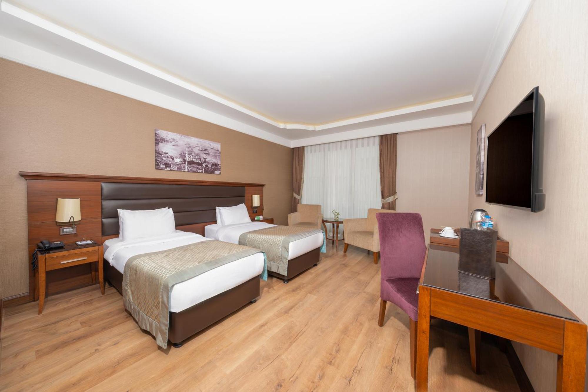 Superior Twin Room