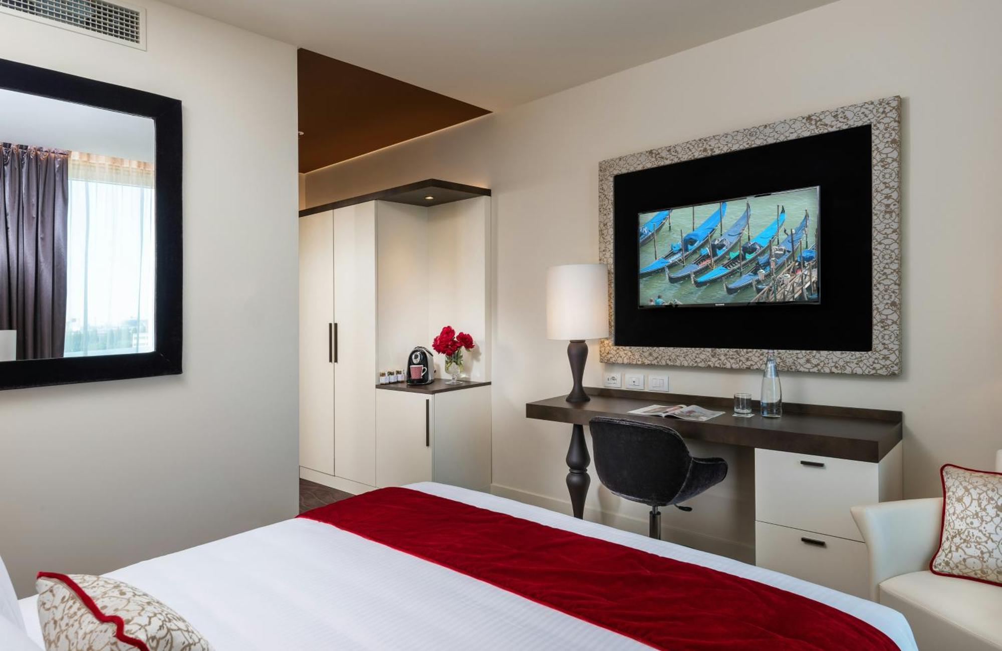 Comfort Room
