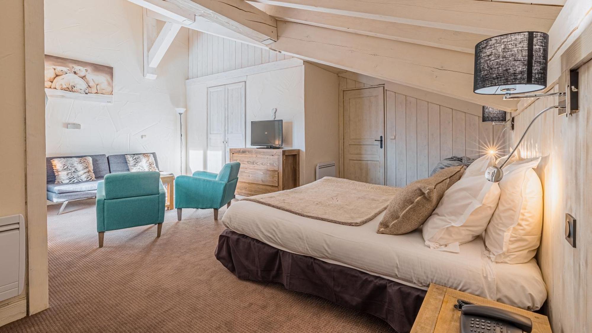 Junior Suite,1756520320:JPEG