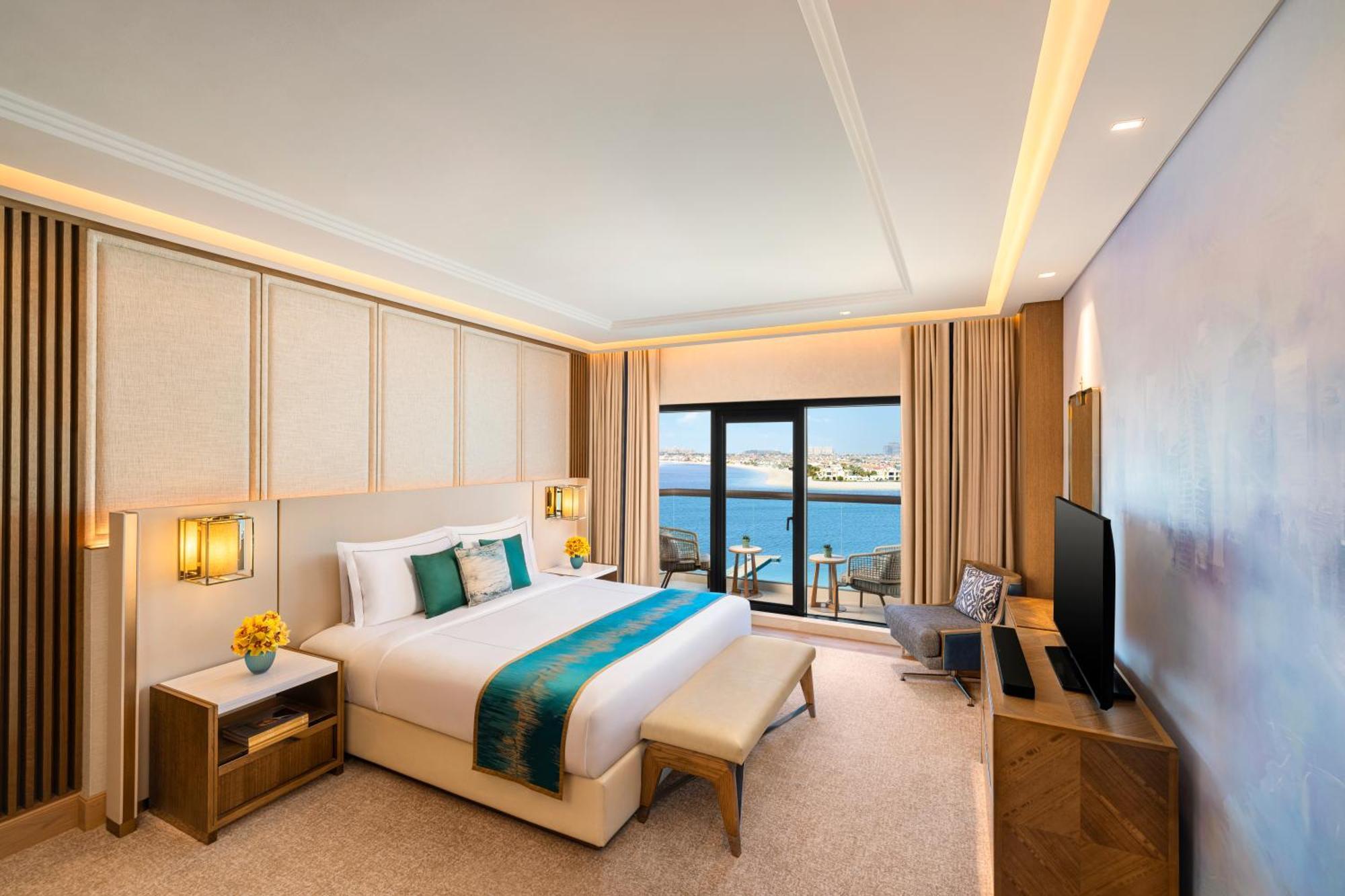 Suite Deluxe Palm - Vue sur Mer - Offre Staycation Résidents EAU avec Petit-Déjeuner, Goûter, Heures de Cocktail en Soirée, Enregistrement Anticipé, Départ Tardif et 30 % de Réduction sur la Nourriture, les Boissons, le Spa et la Blanchisserie