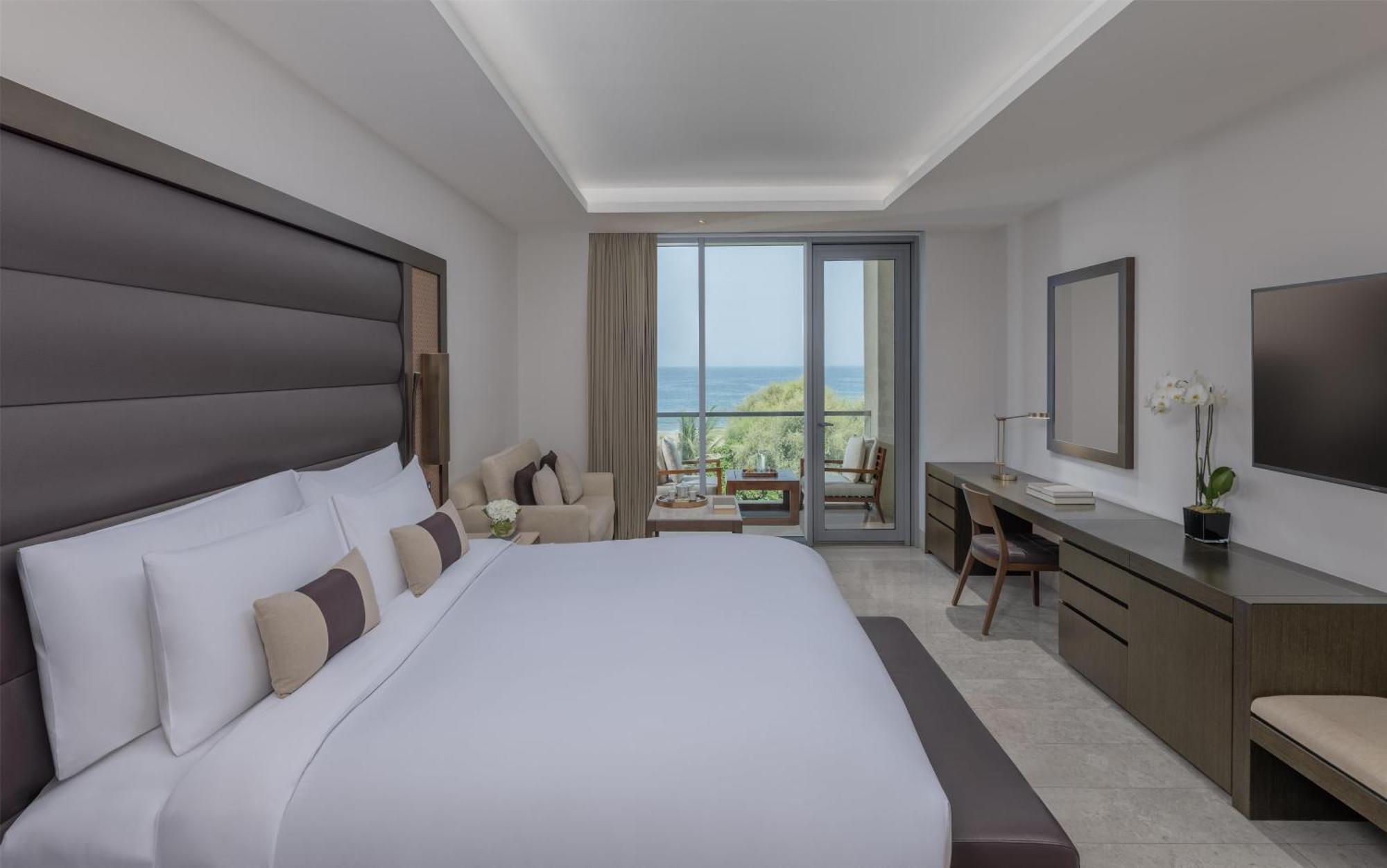 Habitación Deluxe con cama extragrande y vistas al mar