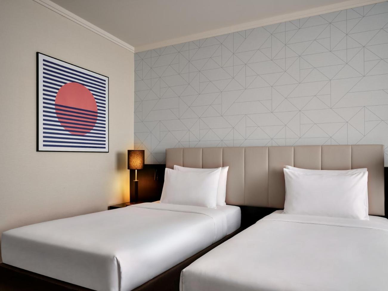 Premium Twin Room with Club Lounge Access,1758521454:JPEG
