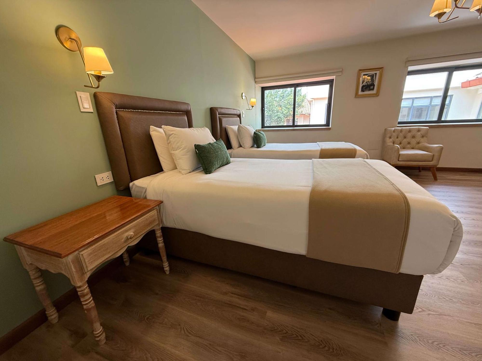 Deluxe Twin Room