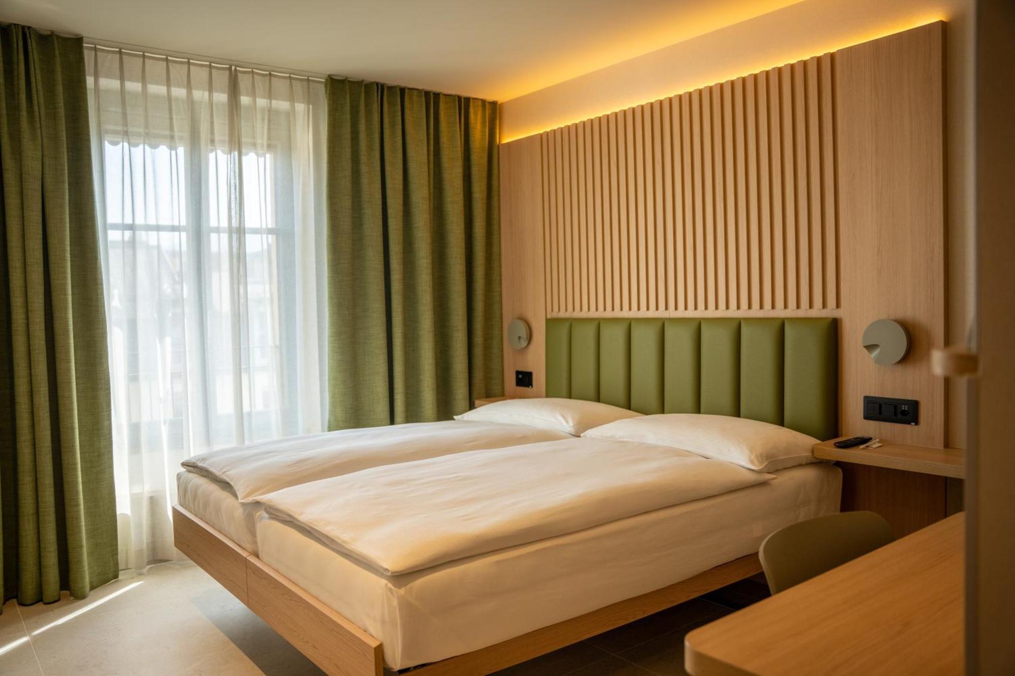 Chambre Double ou Lits Jumeaux