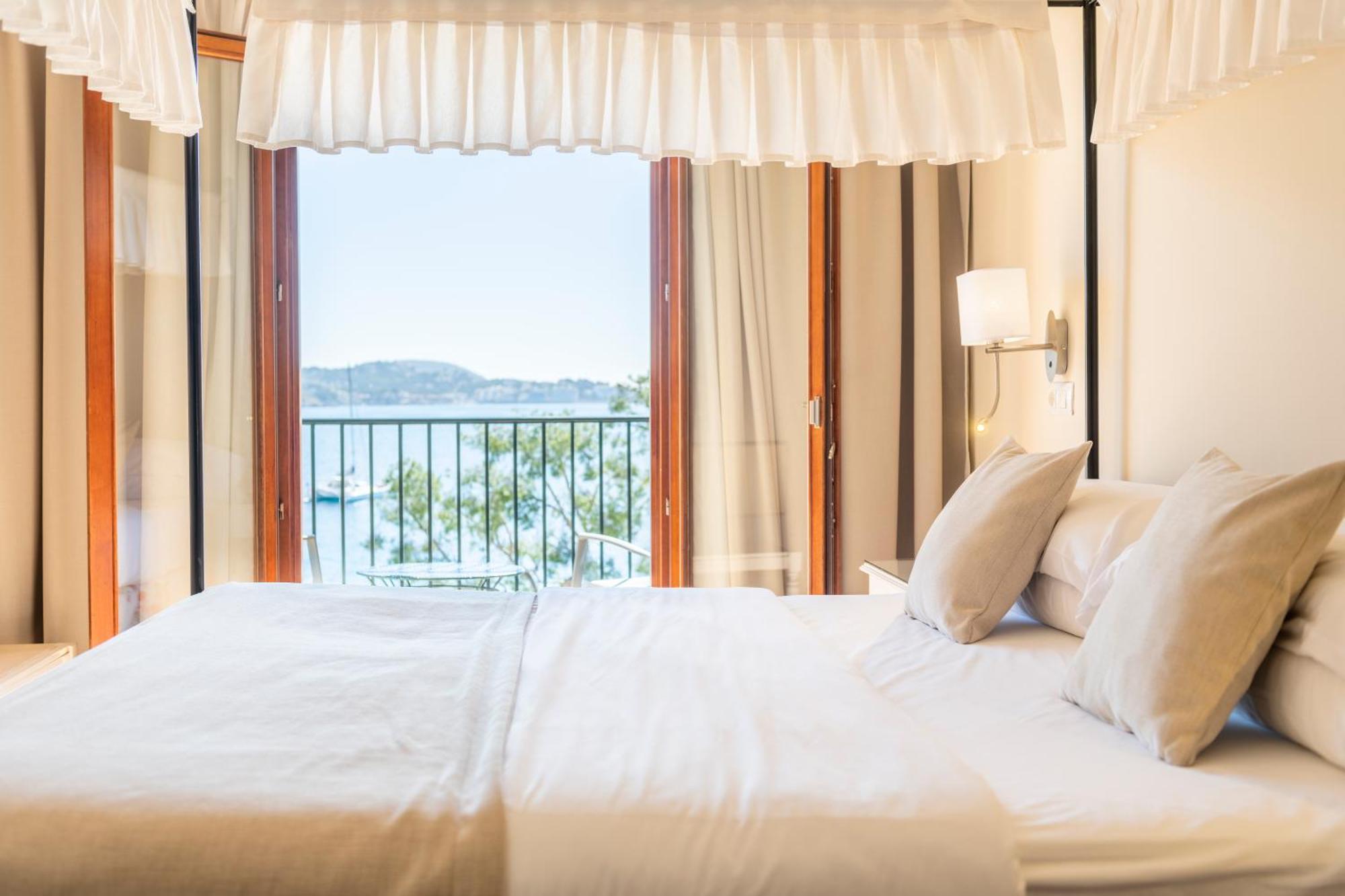 Superior Doppel- oder Zweibettzimmer mit Meerblick und Balkon