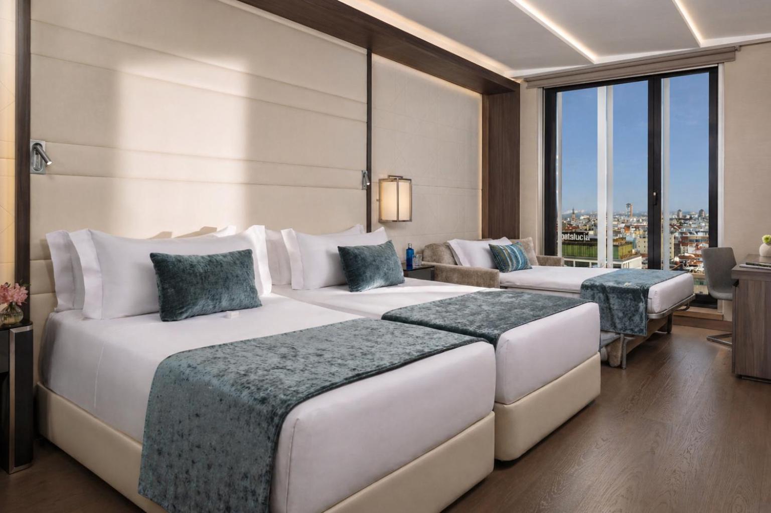 Deluxe Triple Room