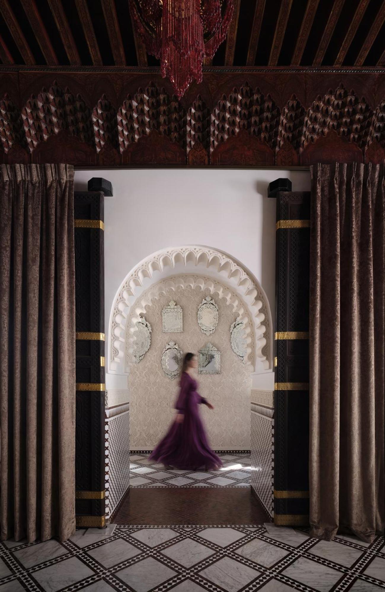 Deluxe Suite with Spa Bath